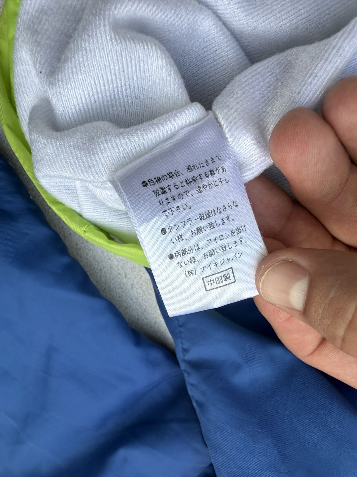 Nike 90’s NIKE COURT RARE SWOOSH Y2K RETRO MULTILOGO NYLON JACKET Size US L / EU 52-54 / 3 - 12 Thumbnail