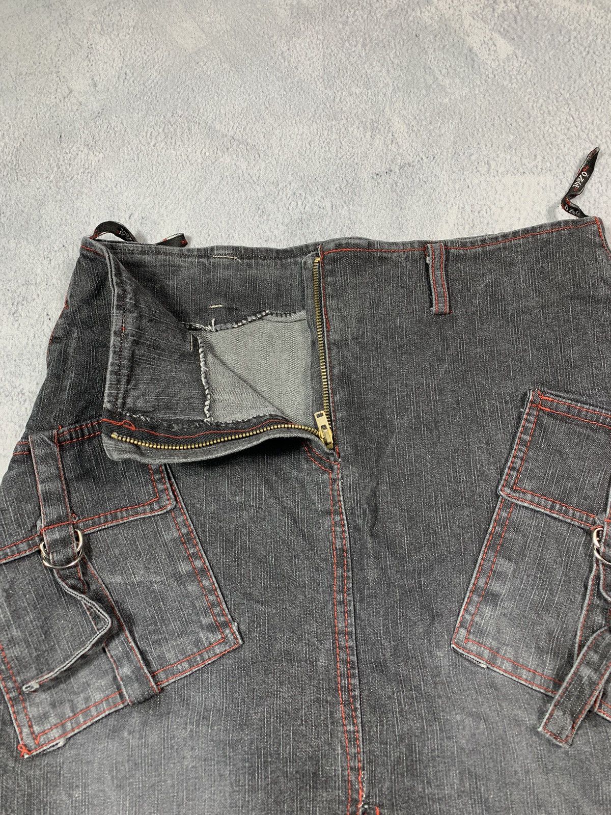 Japanese Brand × Vintage Vintage Y2K Faded denim cargo midi skirt streetwear size 28 Size 28" / US 6 / IT 42 - 4 Thumbnail