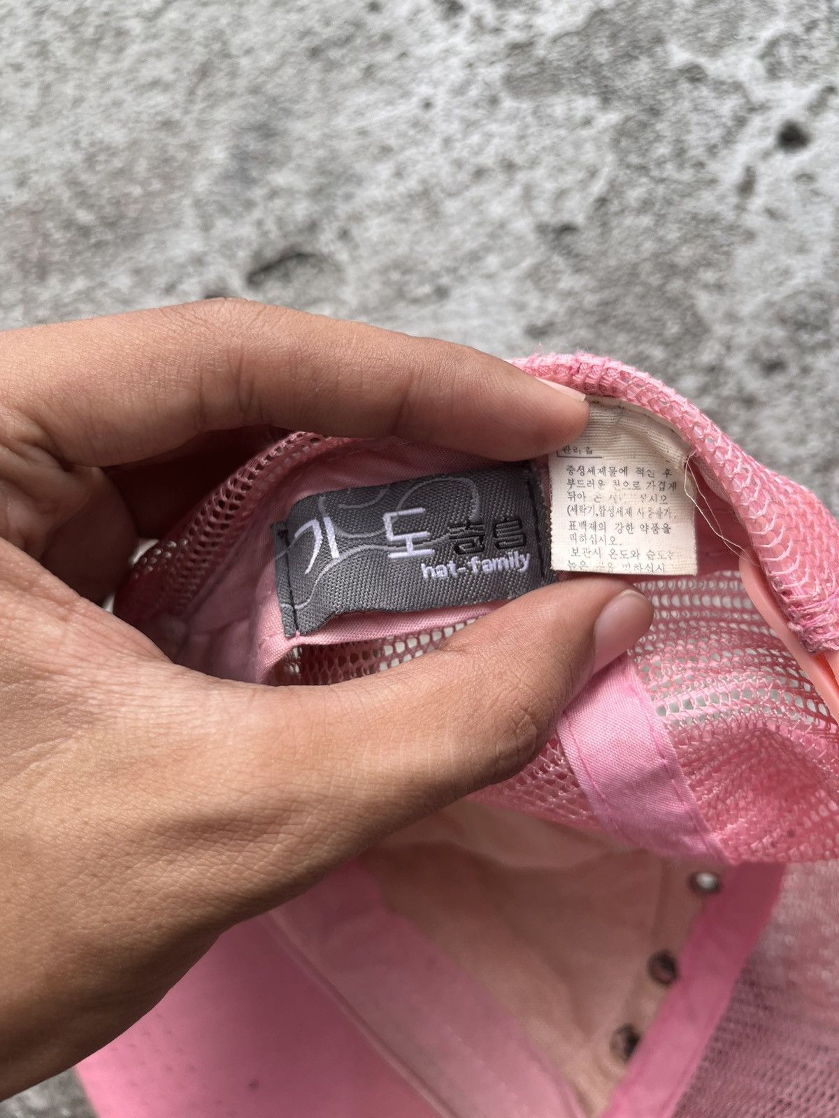 Japanese Brand Y2K HAT FAMILY POEM WOMEN HYSTERIC TRUCKER HAT PINK PUNK Size ONE SIZE - 4 Thumbnail