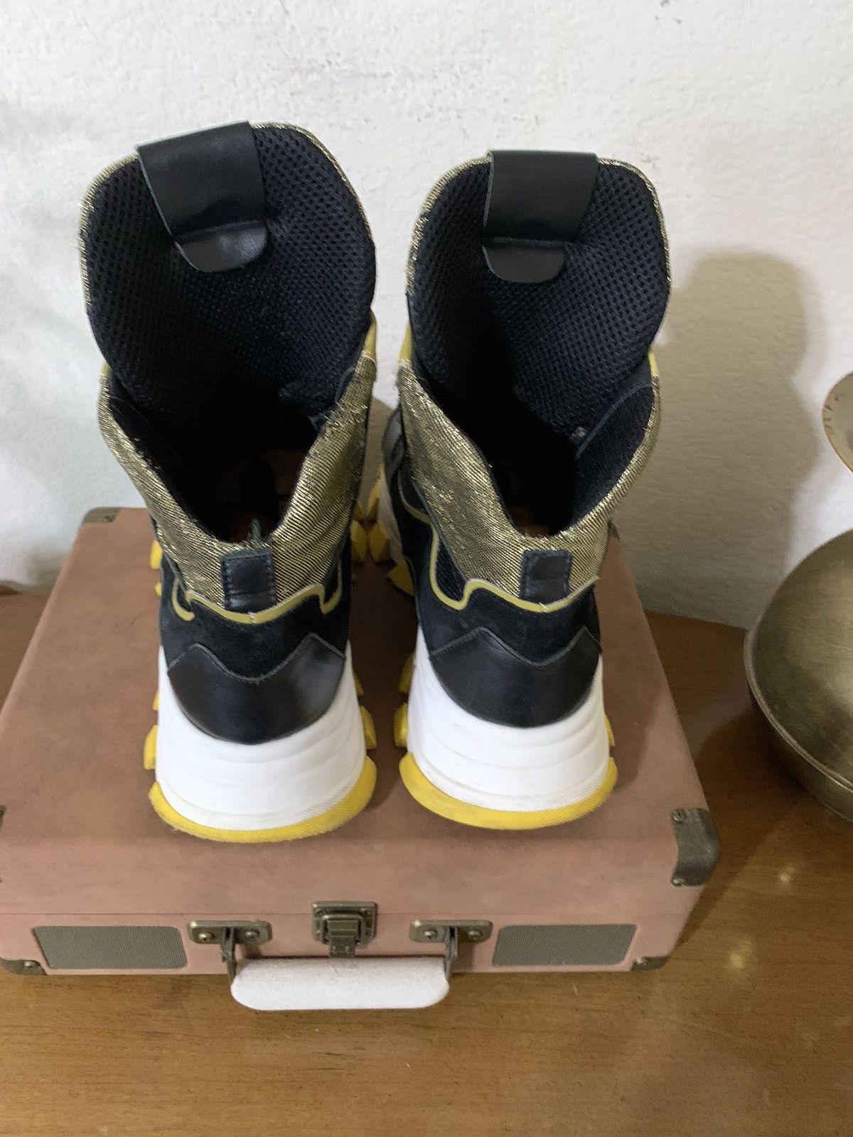 Cinzia Araia Leather and Suede hi top Fashion sneakers Size US 10.5 / EU 43-44 - 6 Thumbnail