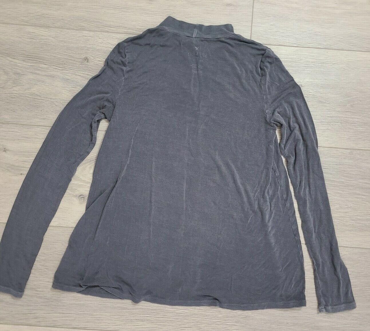 Designer American Eagle Soft And Sexy Top Small Gray Long Sleeve Size S / US 4 / IT 40 - 2 Thumbnail