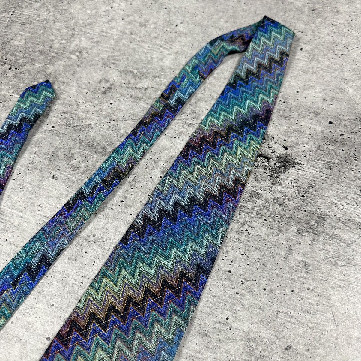 Designer MISSONI Men's Silk Necktie LUXURY Tie Purple Green Geometric Size ONE SIZE - 3 Thumbnail
