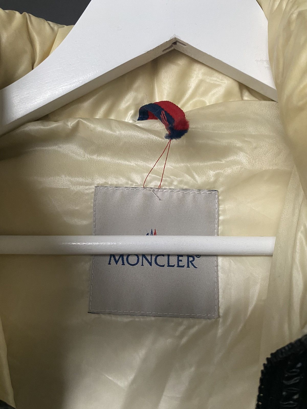 Moncler MONCLER Badia Authentic Black Big Logo Down Jacket Womens Size M / US 6-8 / IT 42-44 - 15 Thumbnail