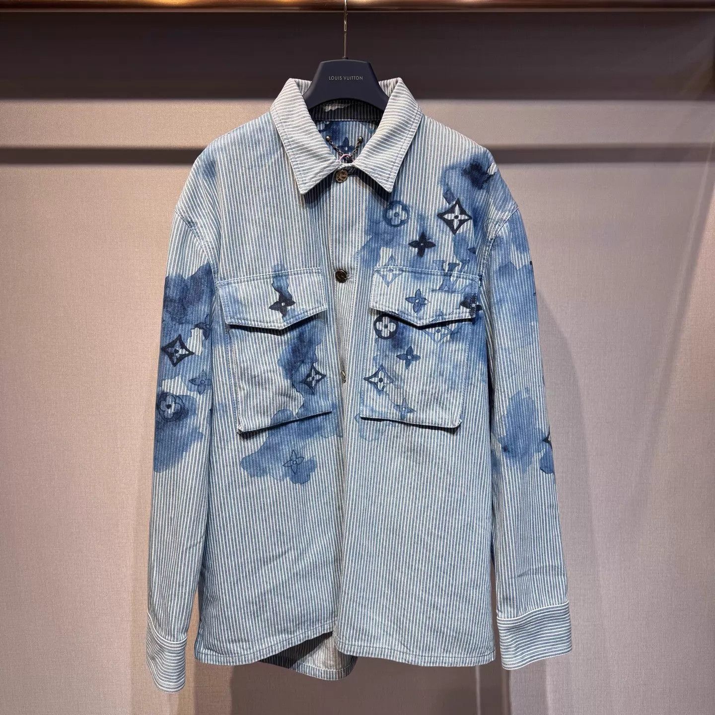 Louis Vuitton LV blue ink stripe shirt L new with tags Size US L / EU 52-54 / 3 - 1 Thumbnail