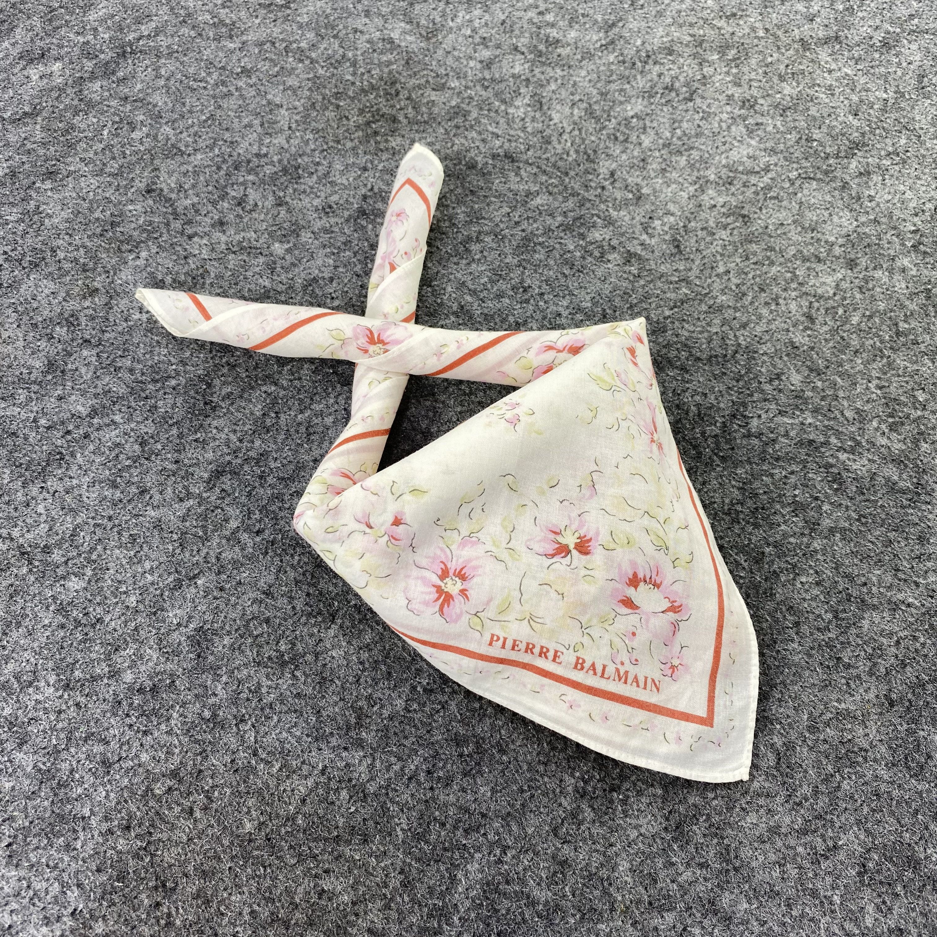 Pierre Balmain Pierre Balmain Handkerchief / Bandana / Neckerchief-B572 Size ONE SIZE - 1 Thumbnail