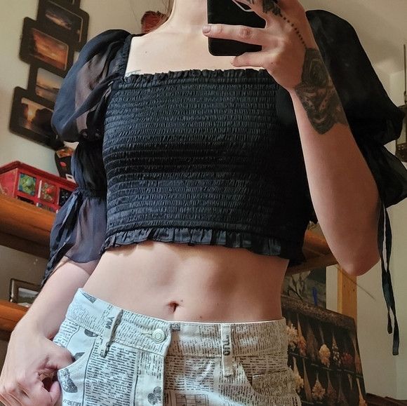 Urban Outfitters Urban Outfitters Smocked Black Crop Top Sheer Sleeve - M Size M / US 6-8 / IT 42-44 - 1 Thumbnail