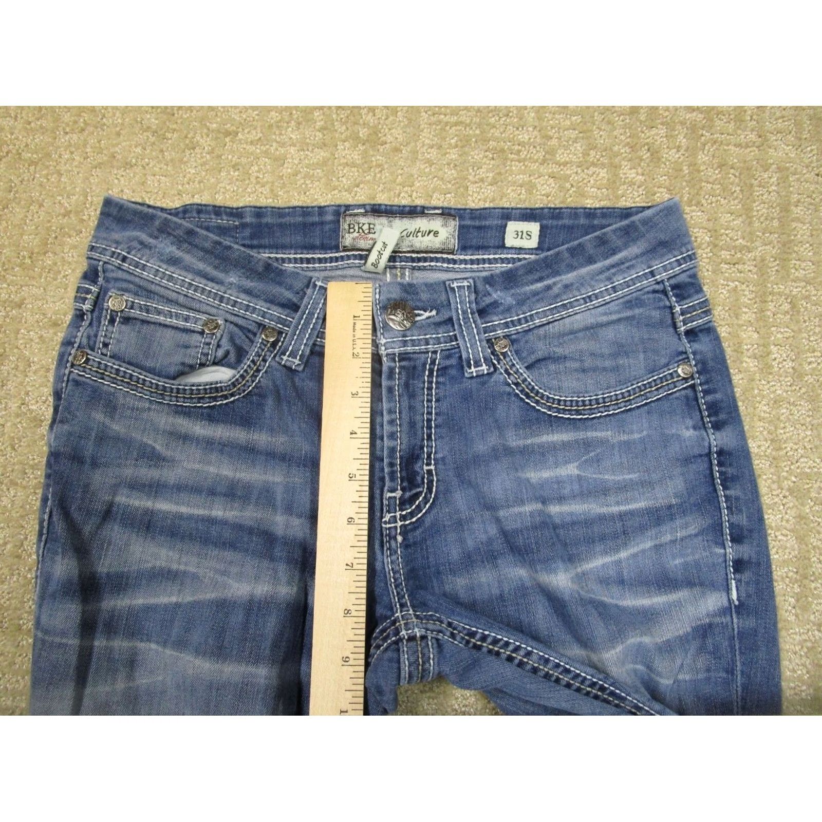 Vintage BKE Jeans Women 31 Low Rise Bootcut Petite Buckle Culture Denim Jeans Light Wash Blue 5-Pocket Logo 28in Inseam Regular Rise Womens Size 24" / US 00 / IT 34 - 6 Thumbnail