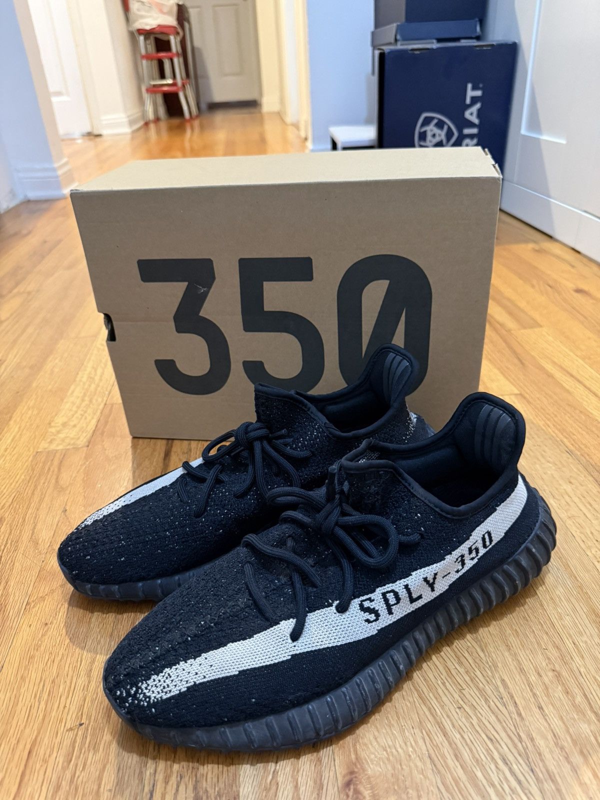 Yeezy Adidas 350 V2 Oreo