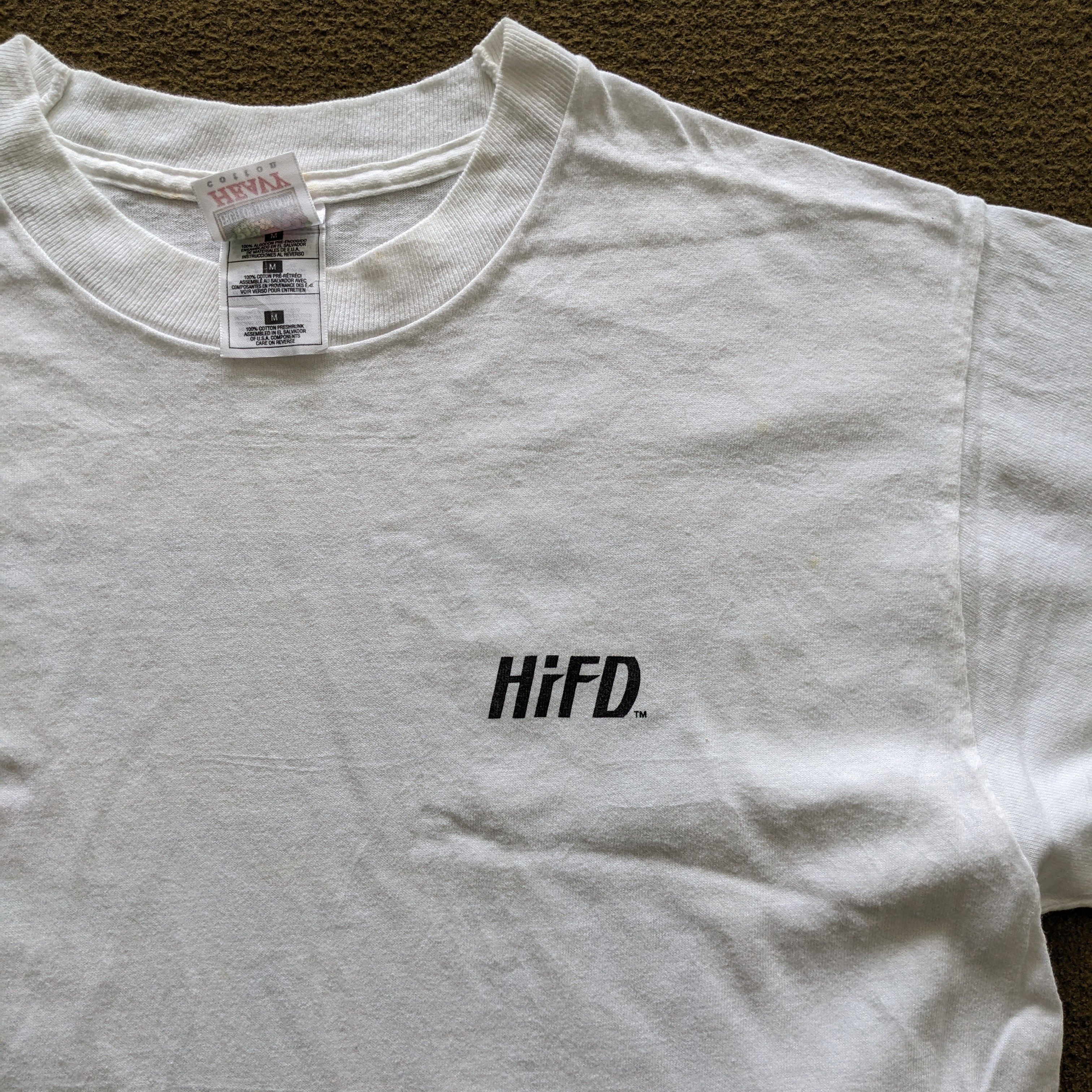 Vintage Vintage SONY HiFD The 200MB Floppy Disk Japanese T-shirt Size US S / EU 44-46 / 1 - 4 Thumbnail