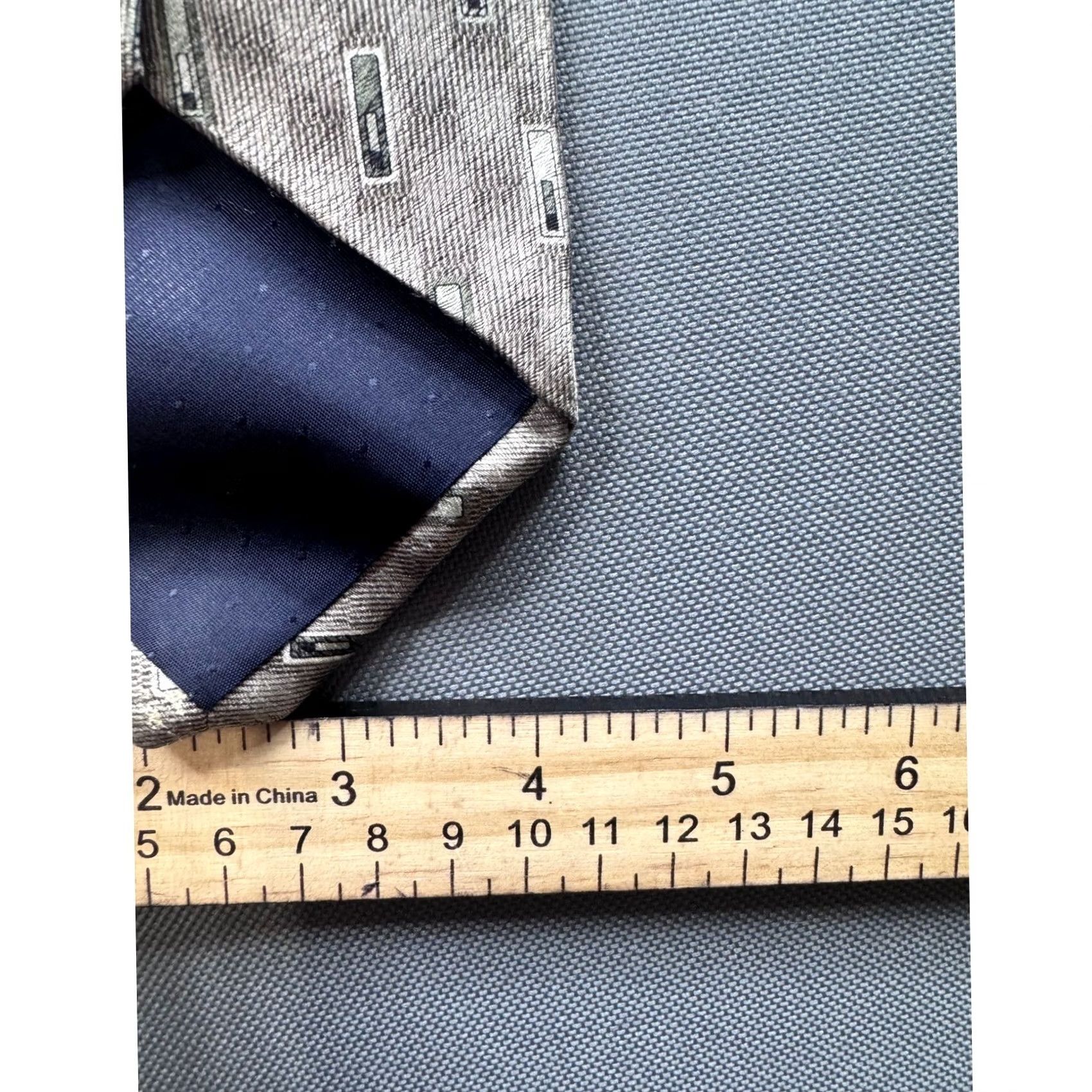 Pierre Cardin Pierre Cardin Tie Men Geometric Pattern Silk Blend Classic 57"-60" Gray Mens Neckwear Formal Business Size ONE SIZE - 4 Thumbnail