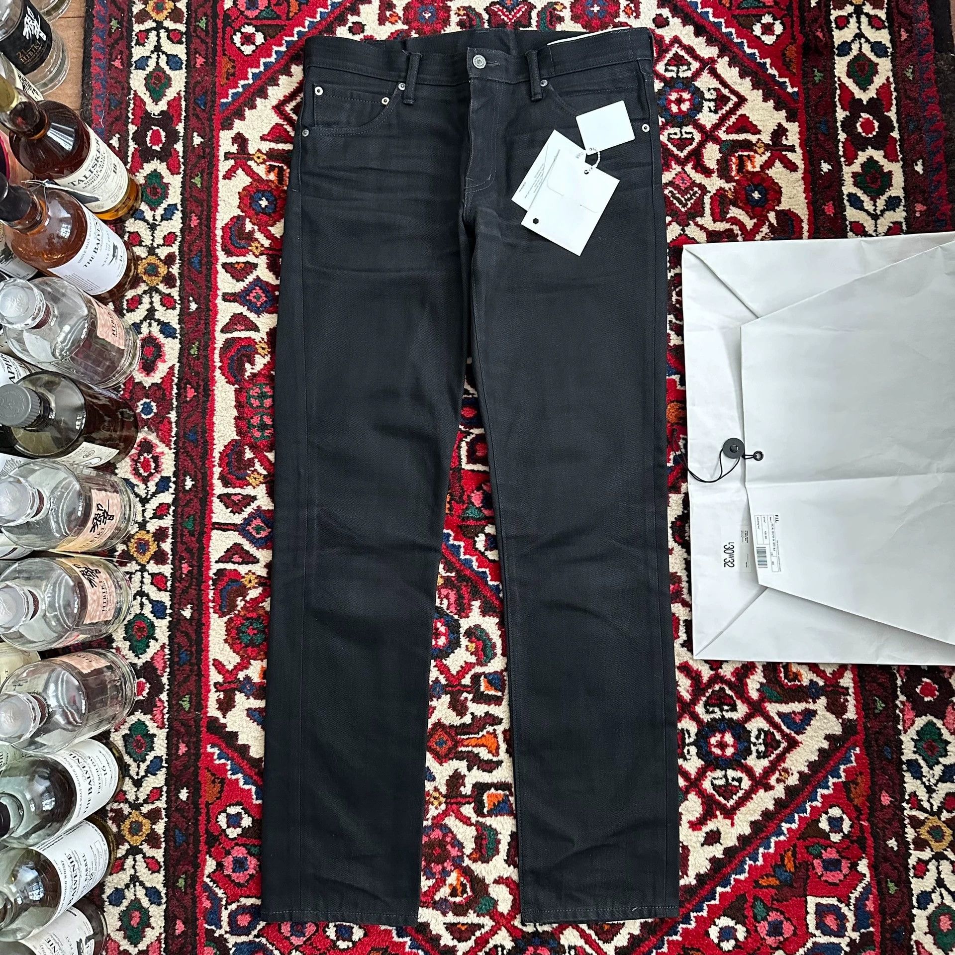 Visvim visvim 04CMYK black W32 L30 jeans Size US 32 / EU 48 - 2 Thumbnail