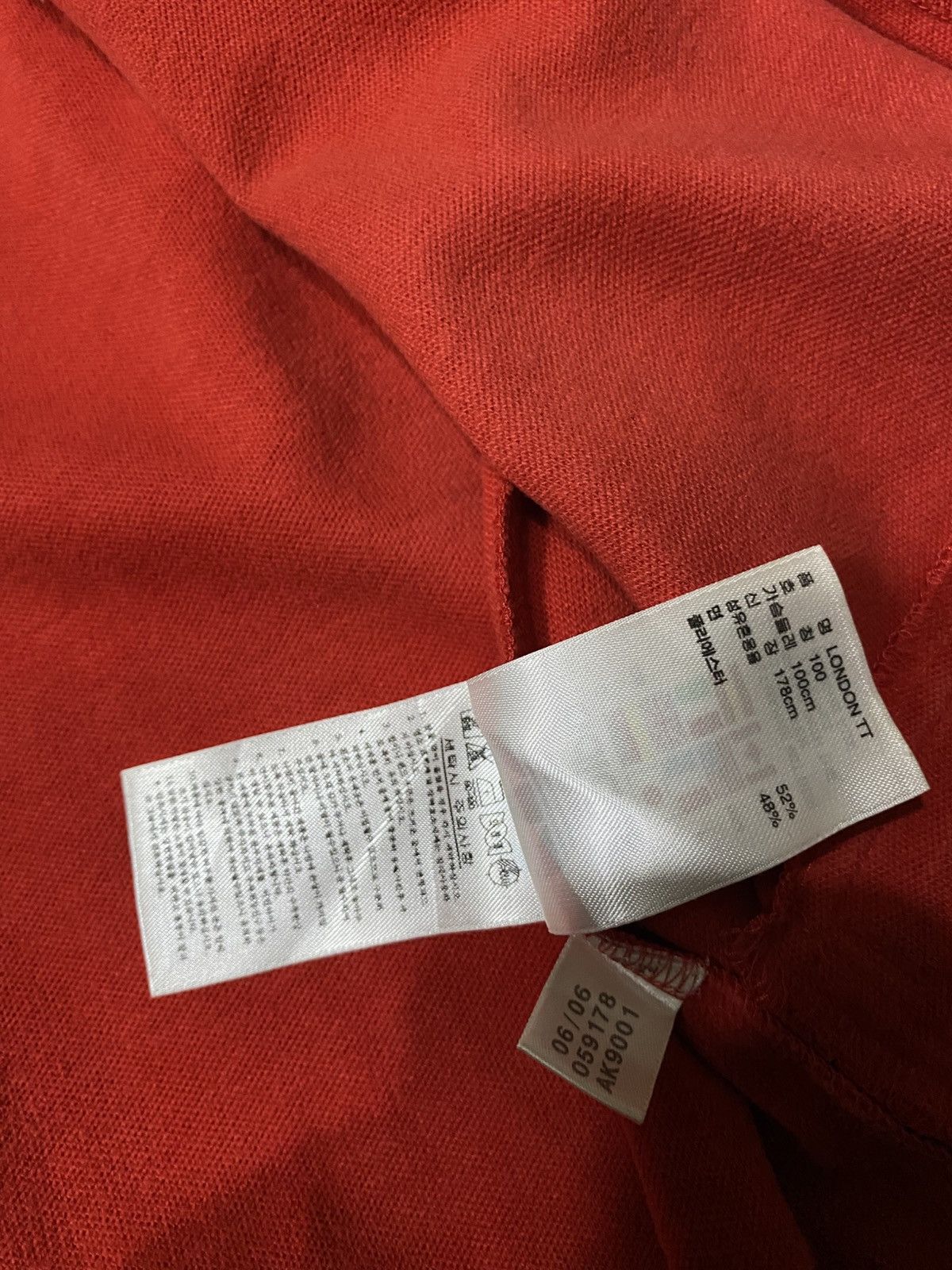 Adidas VINTAGE 2006 ADIDAS LONDON BRIDGE TRACK TOP RED WHITE Size US M / EU 48-50 / 2 - 14 Thumbnail