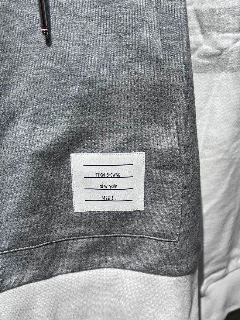 Thom Browne Thom browne Color-blocked sweatshirt, gray and white classi Size US L / EU 52-54 / 3 - 7 Thumbnail