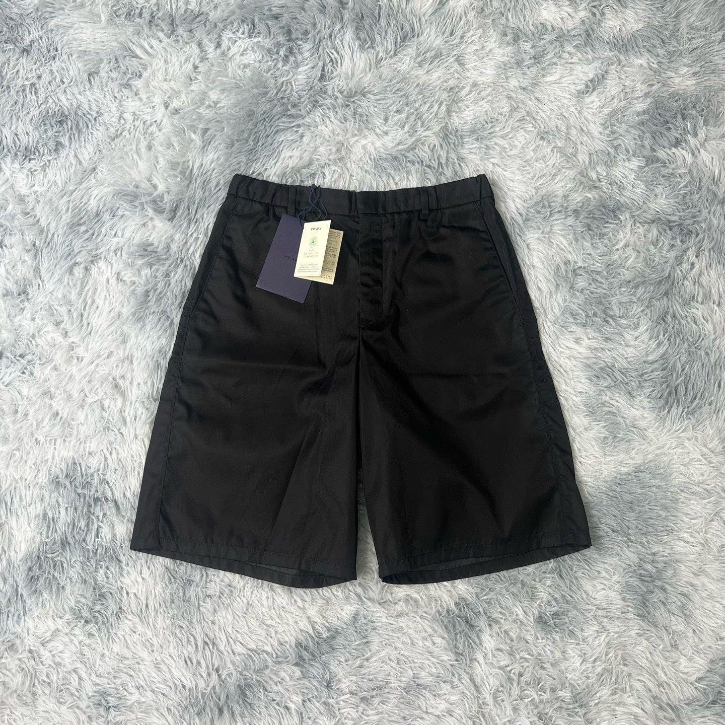 Prada Prada Triangle Logo Shorts Size US 28 / EU 44 - 1 Thumbnail