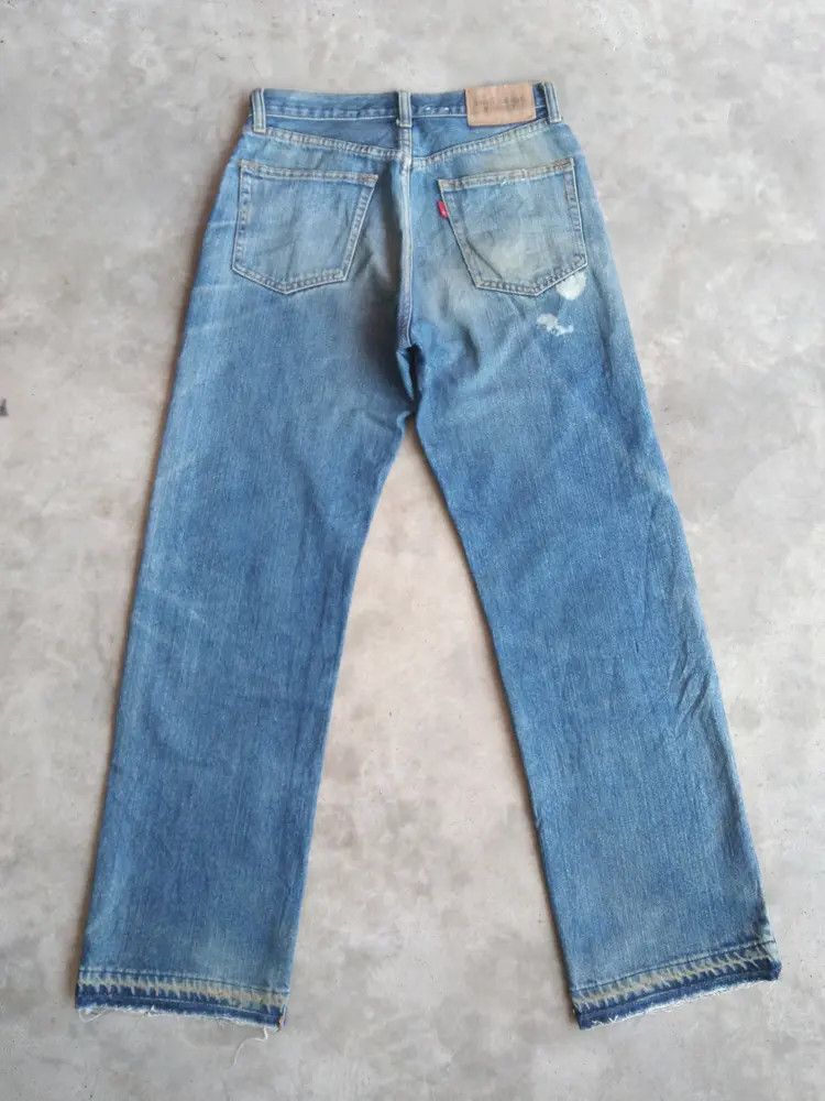 Japanese Brand Vintage Unique Clothing Warehouse Distressed Jeans 28x29 Size US 28 / EU 44 - 2 Thumbnail
