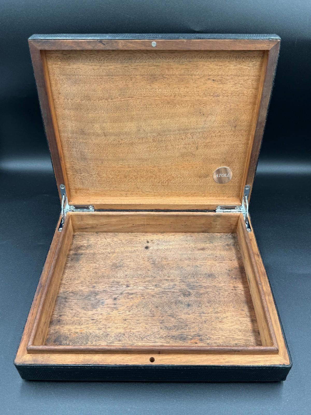 Other Atoll Cigar Case Box Humidor Alligator Black Leather Needs R Size ONE SIZE - 1 Thumbnail