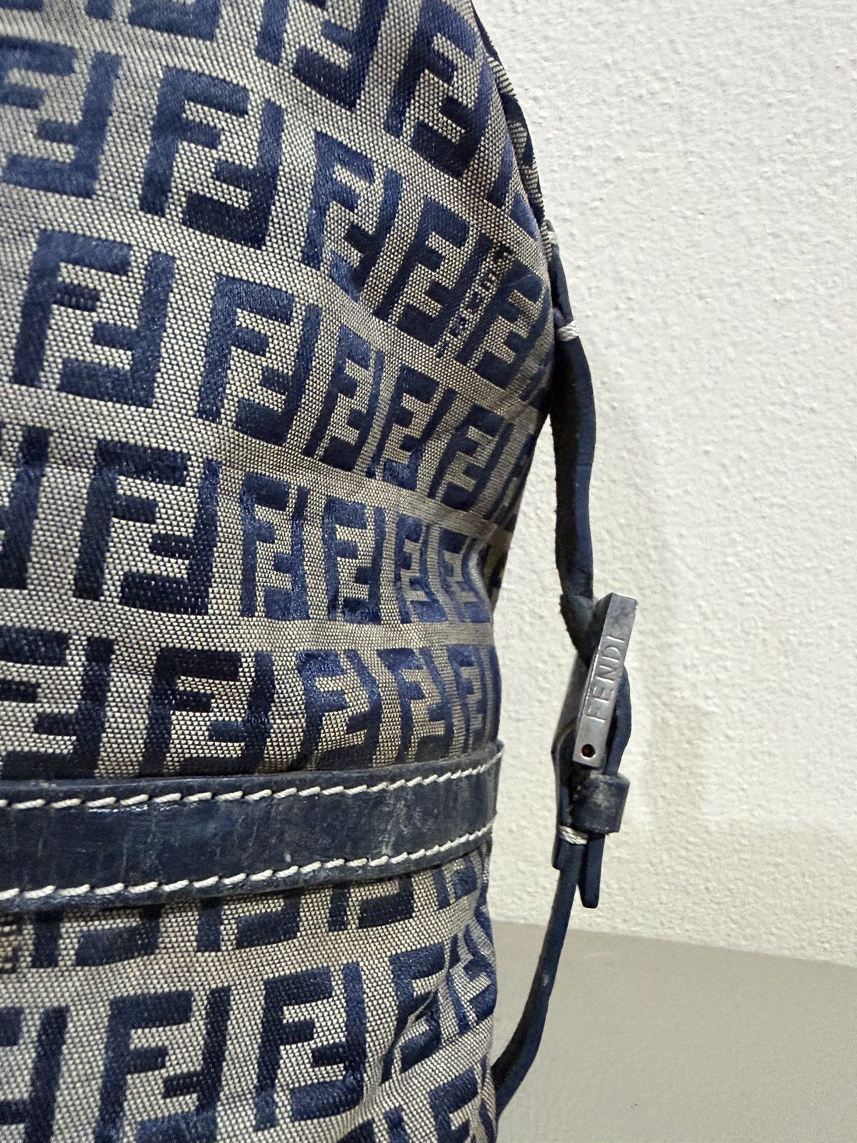 Fendi Authentic Fendi Zucca Monogram Canvas Hand Bag Size ONE SIZE - 6 Thumbnail