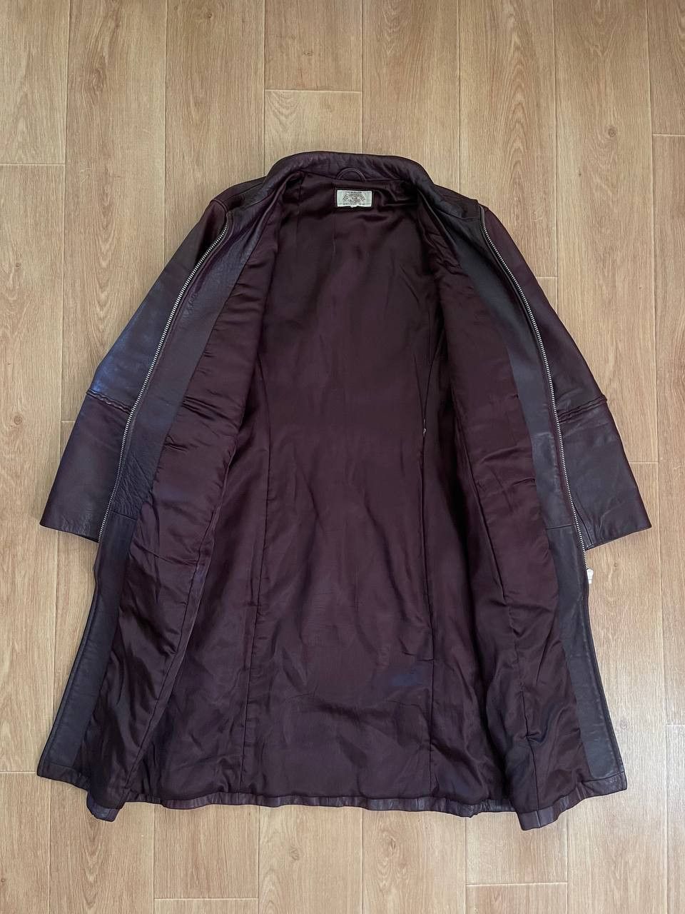 Giorgio Armani × Vintage Armani Women Leather Coat Burgundy Size L / US 10 / IT 46 - 8 Thumbnail