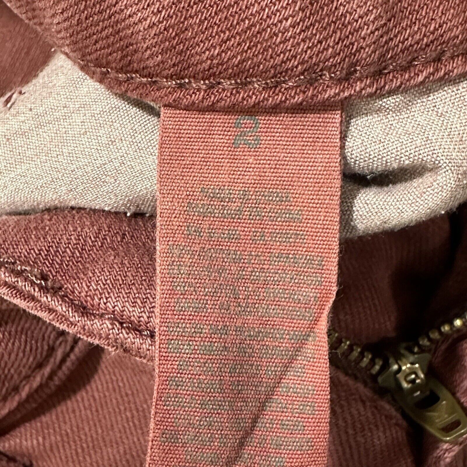 American Eagle Outfitters American Eagle 2 Burgundy Dark Red Denim Shorts 4" Inseam Size 26" / US 2 / IT 38 - 5 Thumbnail