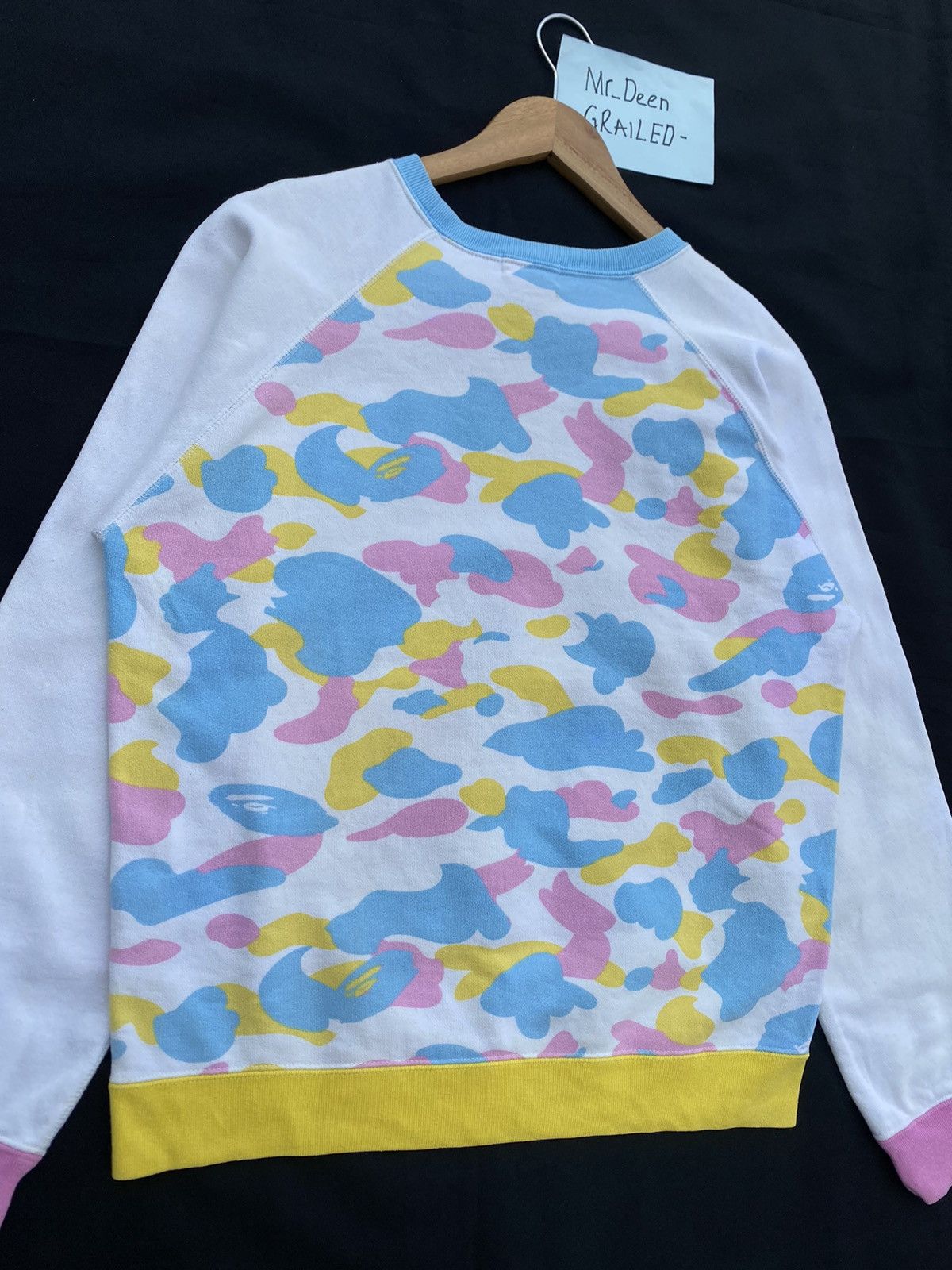 Bape Rare BAPE by Bathing Ape Camo Multicolor Sweater Size S / US 4 / IT 40 - 25 Thumbnail