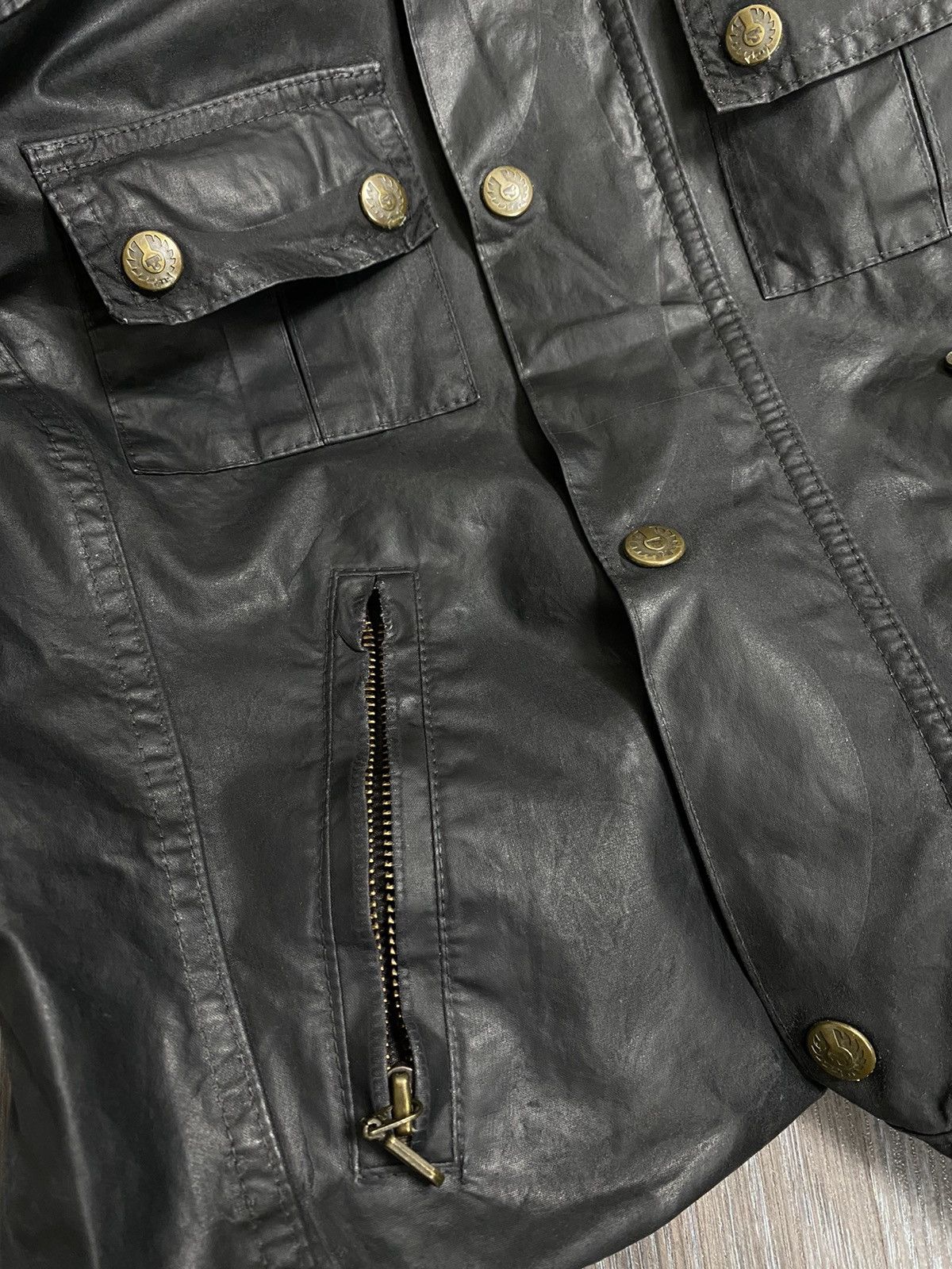 Belstaff Belstaff Gold Rubberized Y2K Belt Biker Jacket Size M / US 6-8 / IT 42-44 - 23 Thumbnail