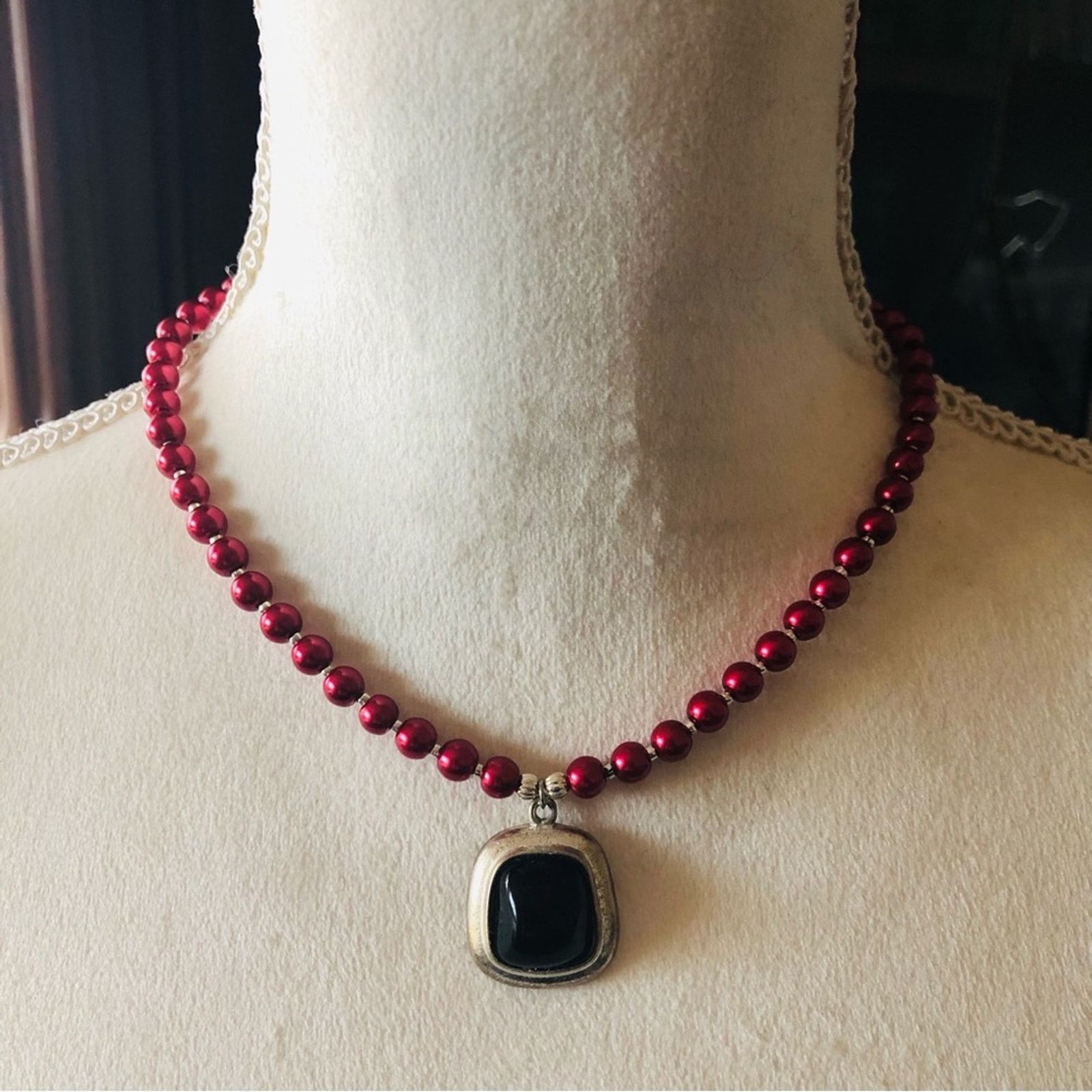 Handmade Handcrafted repurpose dark vampire blood dome Pearl necklac Size ONE SIZE - 2 Thumbnail