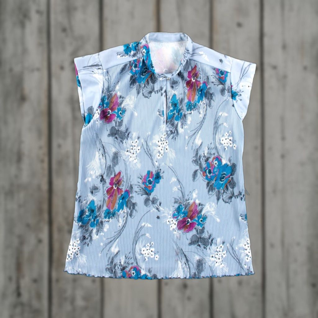 Vintage VINTAGE Ribbed Floral Blouse Shirt Small Grey Womens Size S / US 4 / IT 40 - 1 Thumbnail