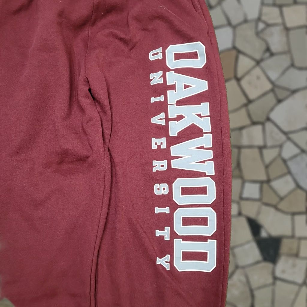 Champion VINTAGE Champion Sweatpants Mens M Oakwood HBCU Maroon Baggy High Rise Relaxed Y2K Joggers Size US 30 / EU 46 - 1 Thumbnail