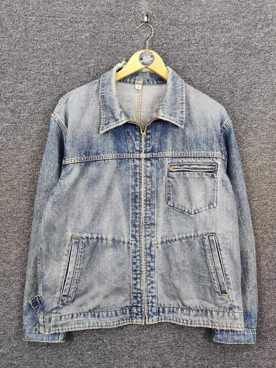 Uniqlo Vintage Thrashed Uniqlo Distressed Zipper Denim Jacket Size US XL / EU 56 / 4 - 1 Thumbnail