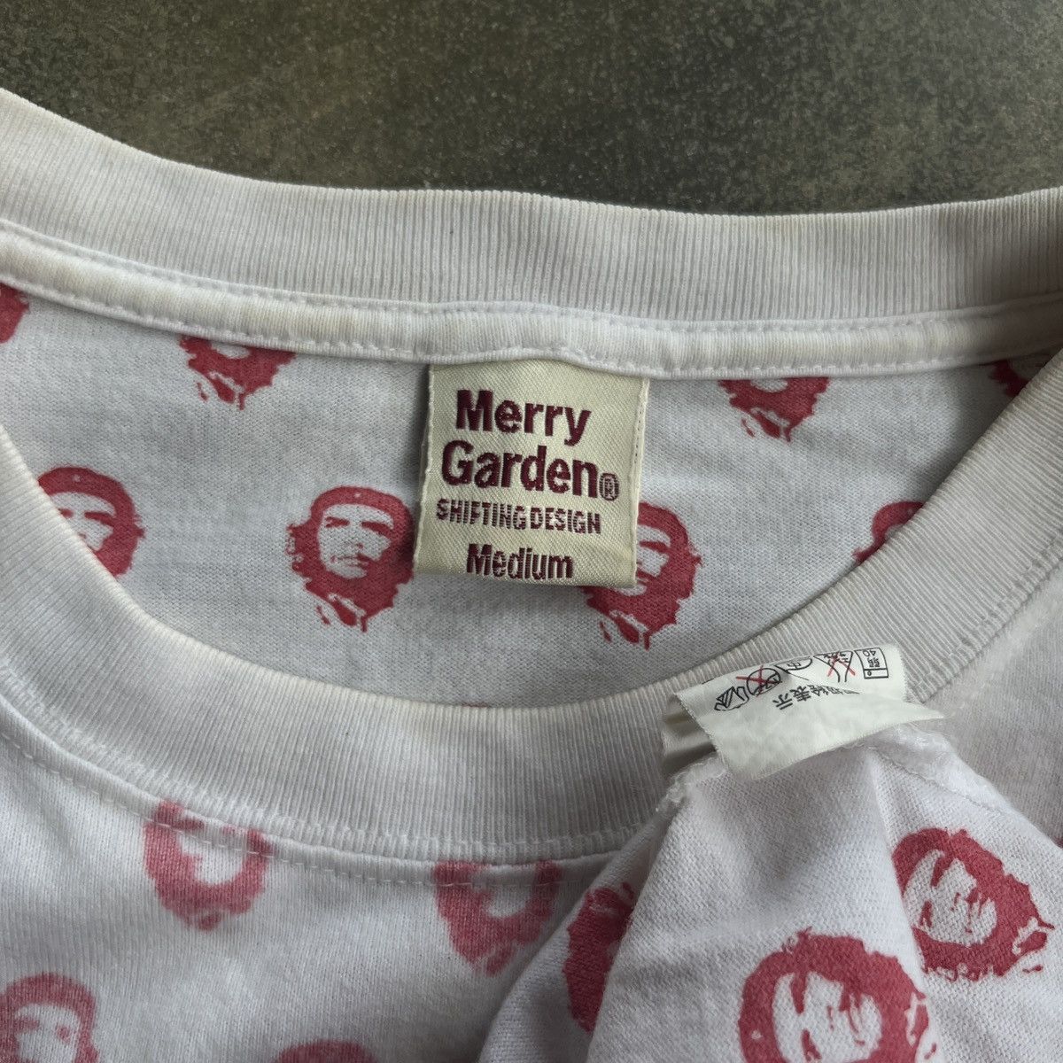 Vintage T-Shirt Rare Vintage Che Guevara Monogram Iconic Big Face Size US M / EU 48-50 / 2 - 8 Thumbnail