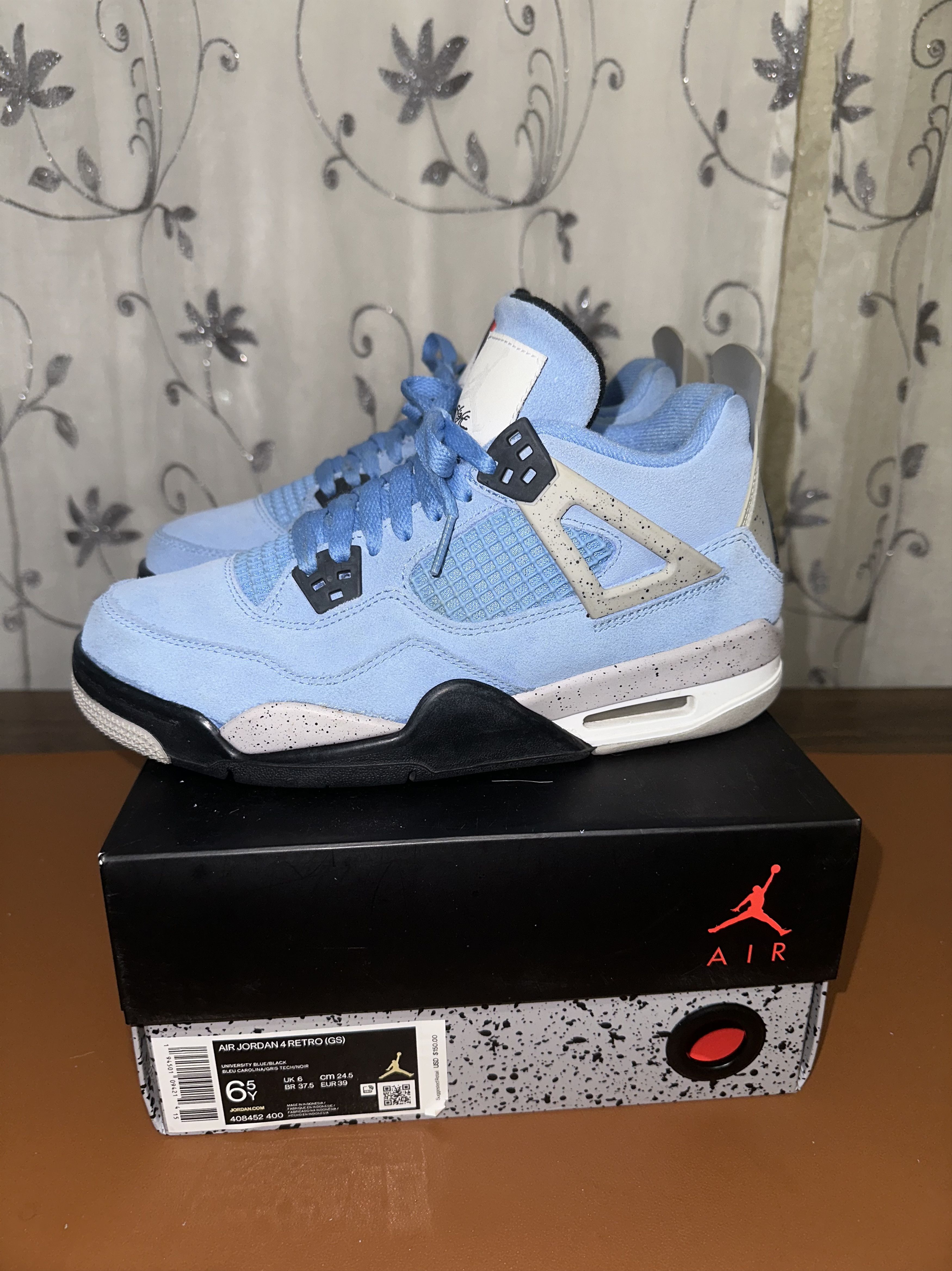 Jordan Brand Jordan 4 ‘University Blue’ Size US 6.5 / EU 39-40 - 5 Thumbnail