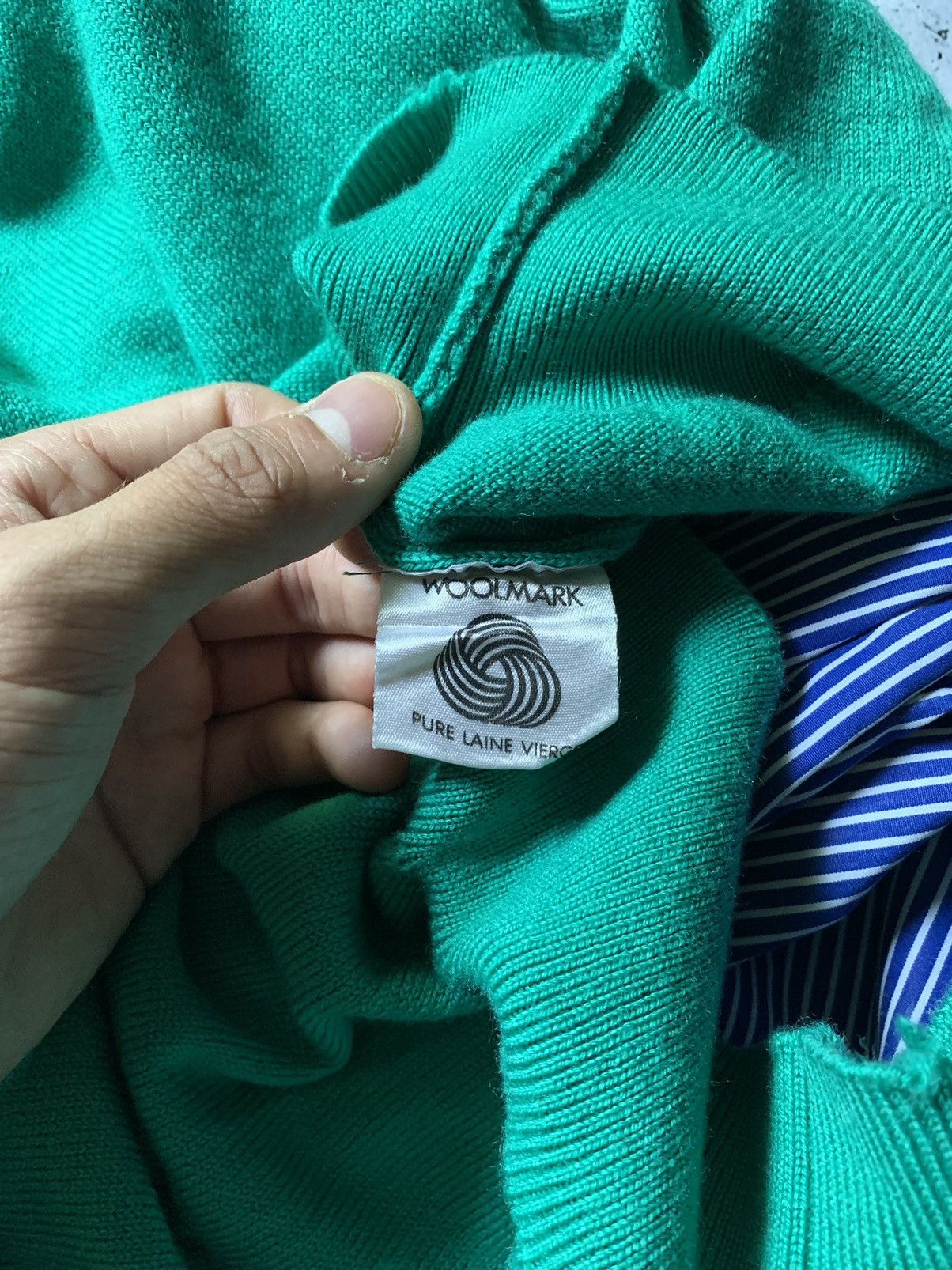 Lacoste × Vintage Vintage Lacoste V Neck Sweater Knitwear Green Y2K USA Size US S / EU 44-46 / 1 - 7 Thumbnail