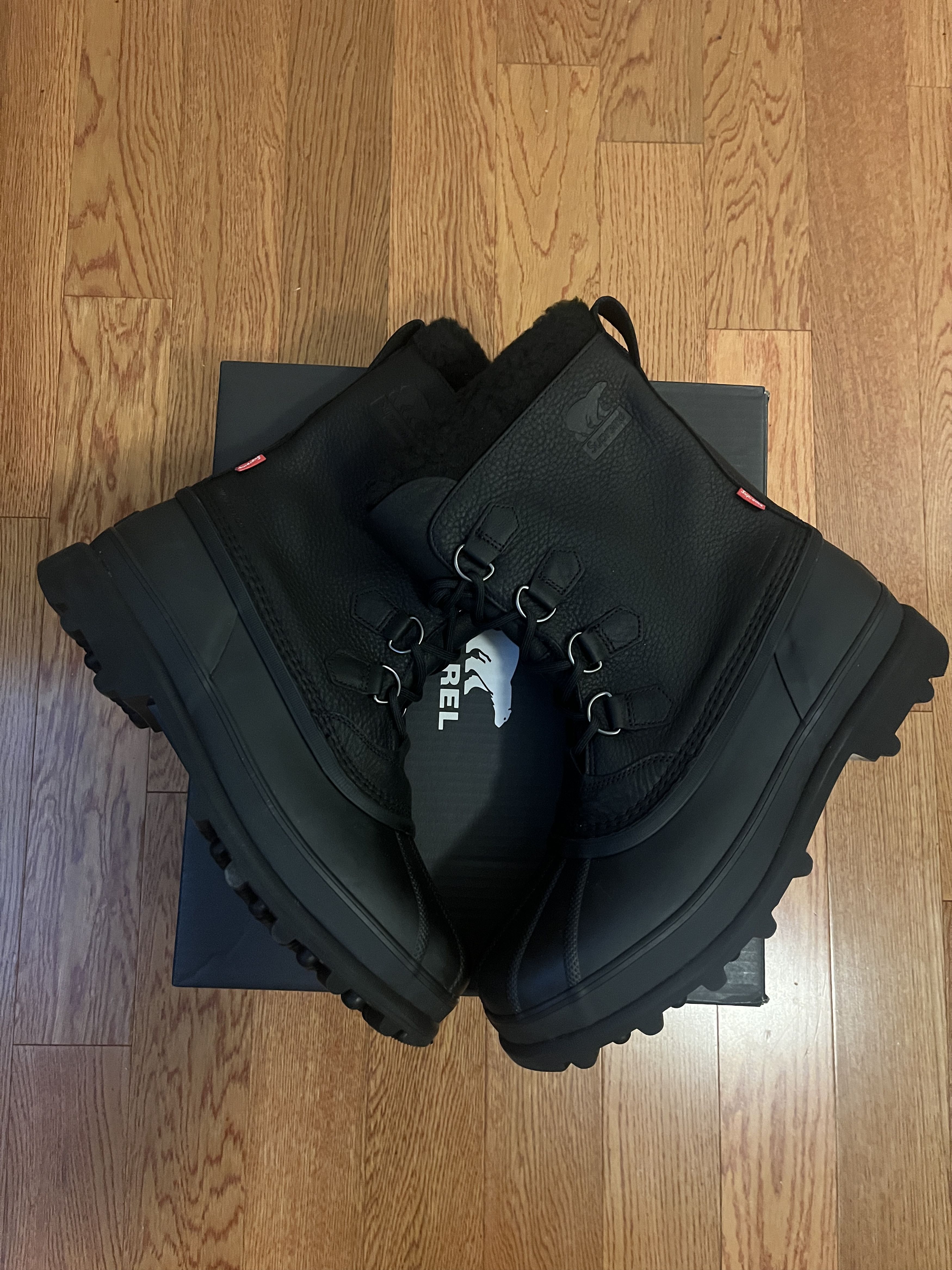 SOREL × Supreme Sorel X Supreme Caribou WP Size US 13 / EU 46 - 1 Thumbnail