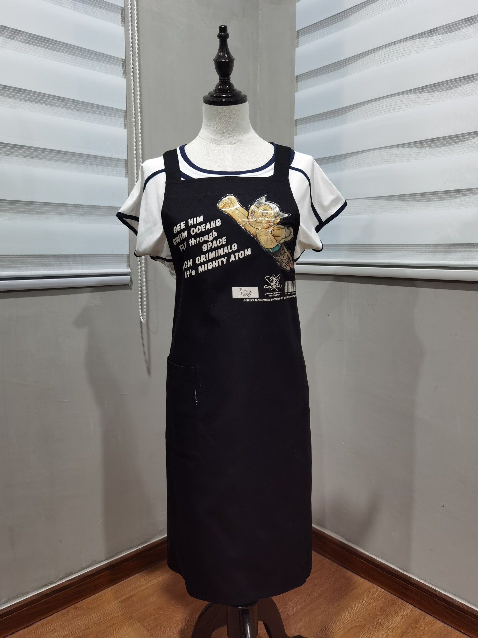 RARE ASTRO BOY 3d apron XS to S 1863