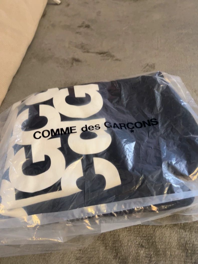 Comme des Garcons Comme Des Garcons Mainline T-shirt Size L / US 10 / IT 46 - 6 Thumbnail