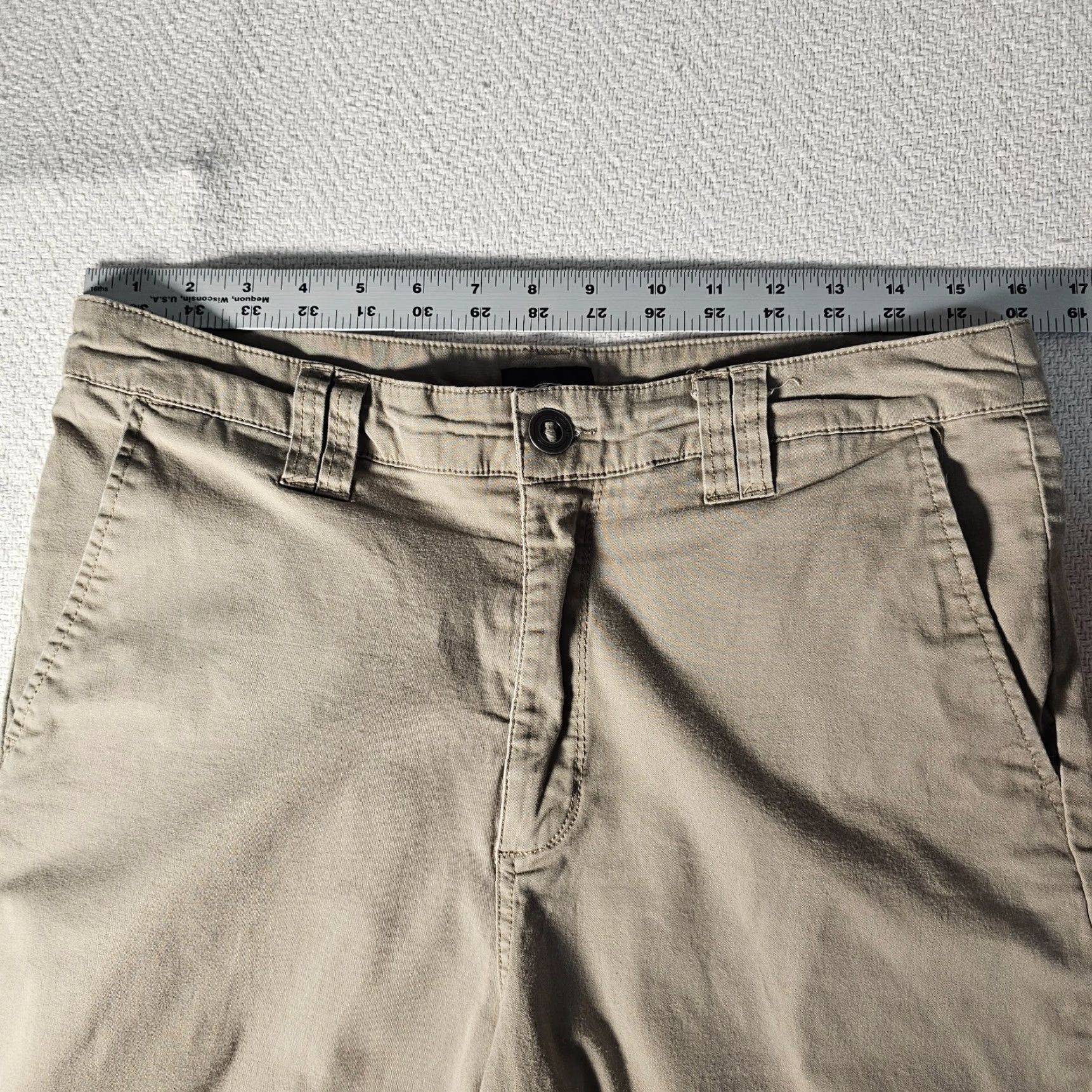 O'Neill VINTAGE O'Neill Chino Shorts Men's Size 32 Casual Cotton Blend Beige Tan Surf Skate Size US 32 / EU 48 - 5 Thumbnail