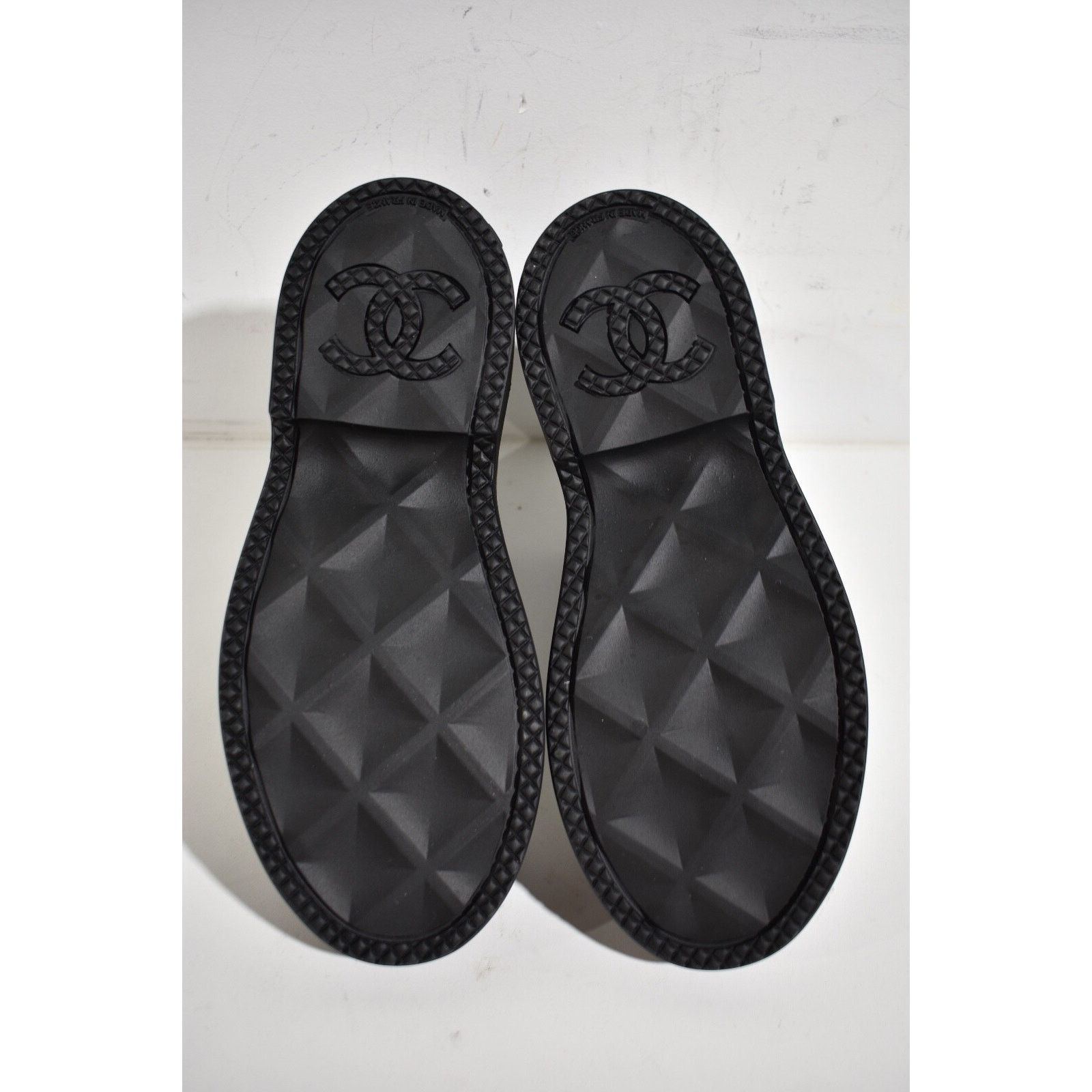 Chanel 23A All Over Logo Rubber Low Top Short Ankle Rain Boots 39 Size US 9 / IT 39 - 11 Thumbnail