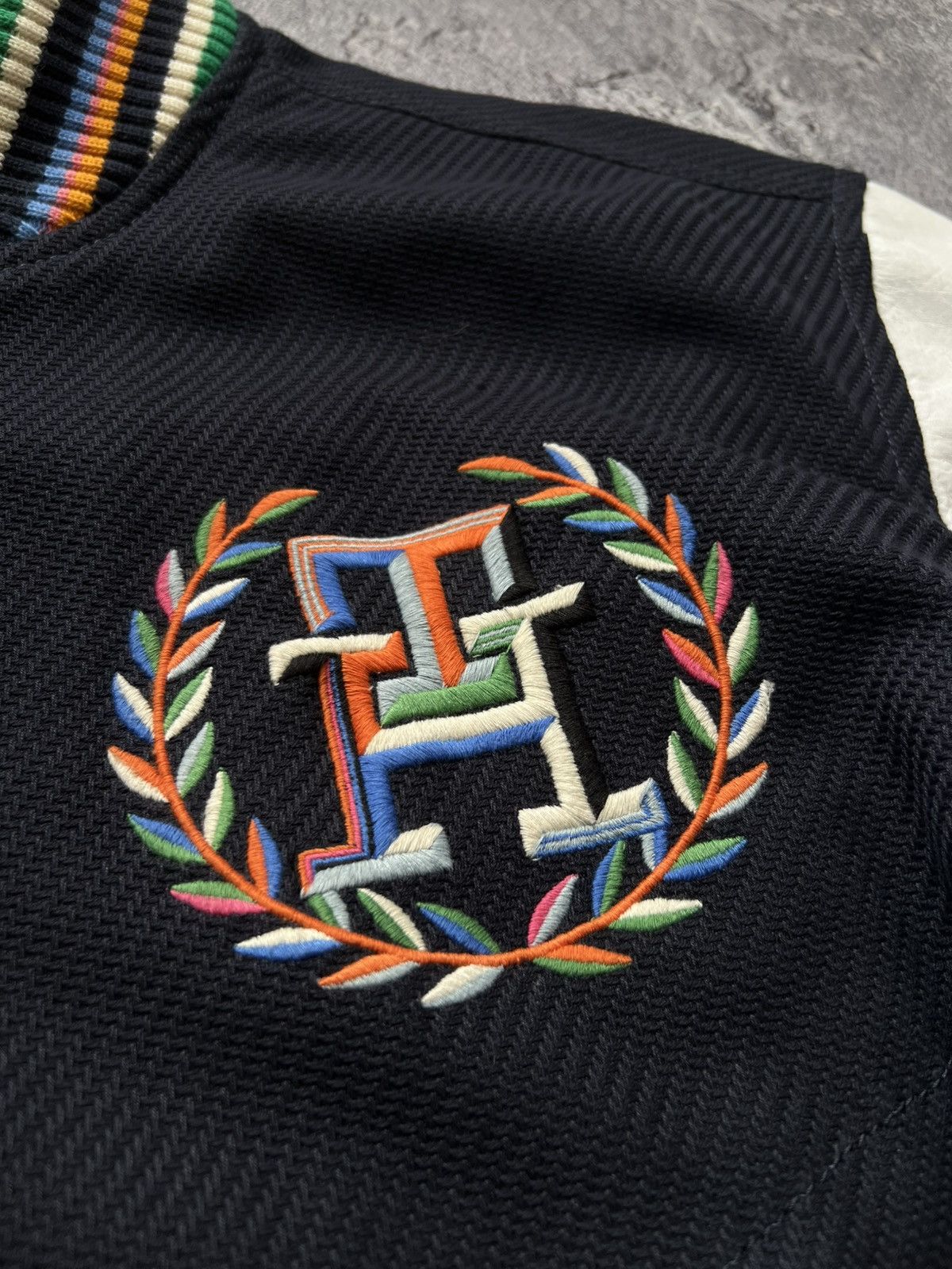 Tommy Hilfiger × Tommy Jeans × Vintage Vintage Tommy (Hilfiger) Varsity Jacket Leather Sleeves Size US L / EU 52-54 / 3 - 5 Thumbnail
