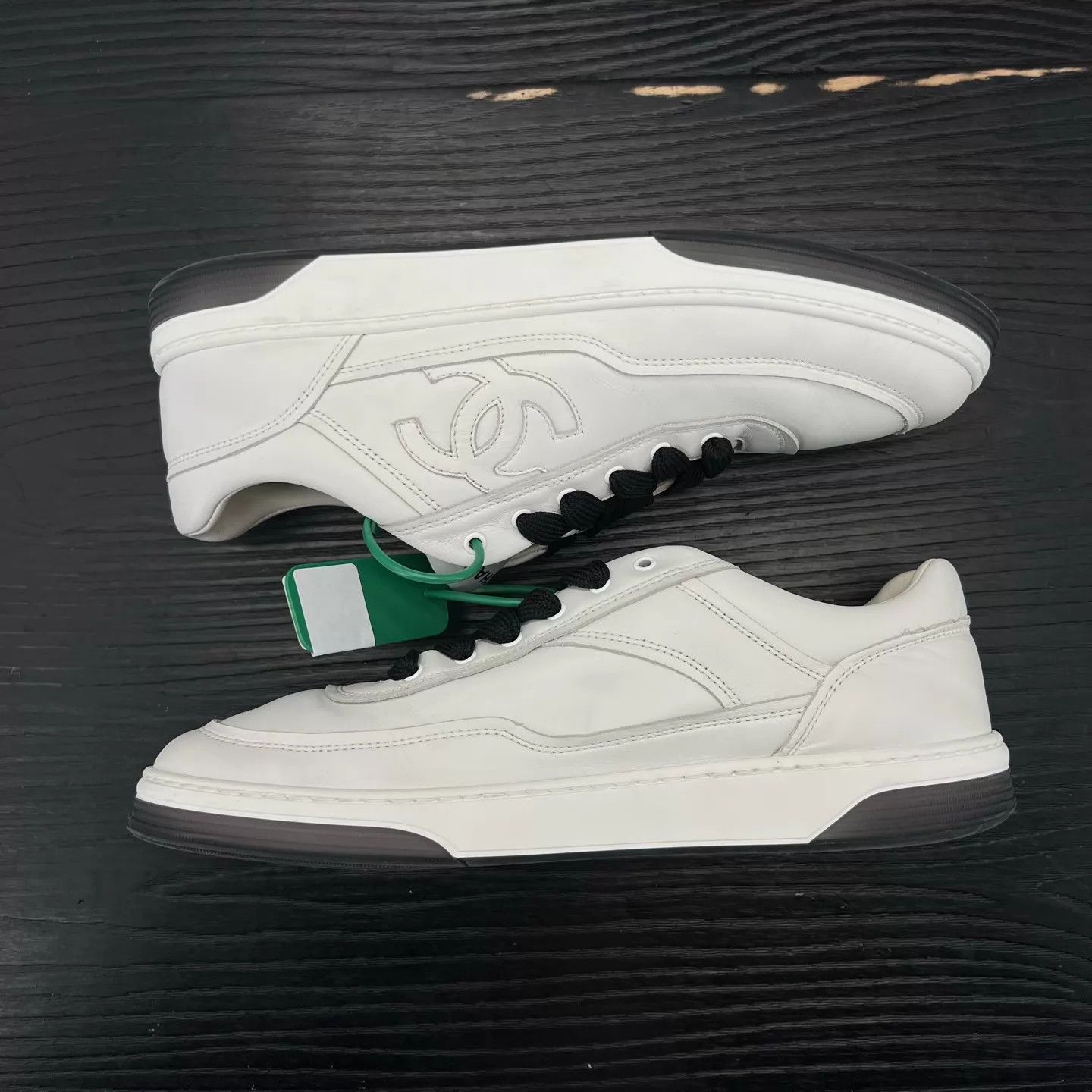 Chanel Chanel 24P White & Black Sneaker Men's Size 41 Size US 8 / EU 41 - 2 Thumbnail