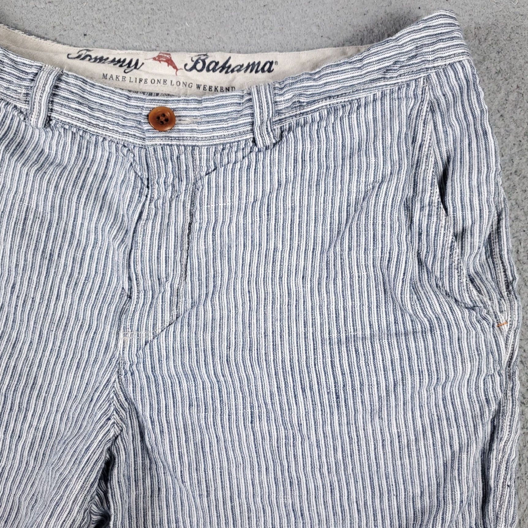 Tommy Bahama VINTAGE Tommy Bahama Shorts Mens Size 33 Linen Blue Striped Flat Front Chino Casual Dress Size US 33 - 3 Thumbnail