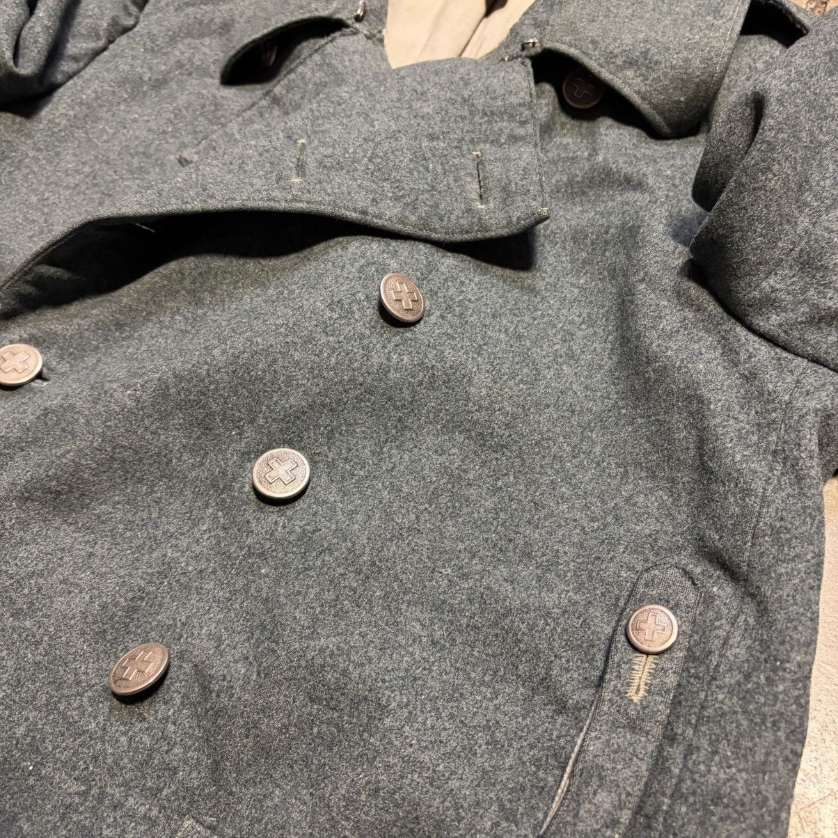 Vintage Vintage Swiss Military Army Medic Trench Overcoat Wool 60s Size US S / EU 44-46 / 1 - 8 Thumbnail