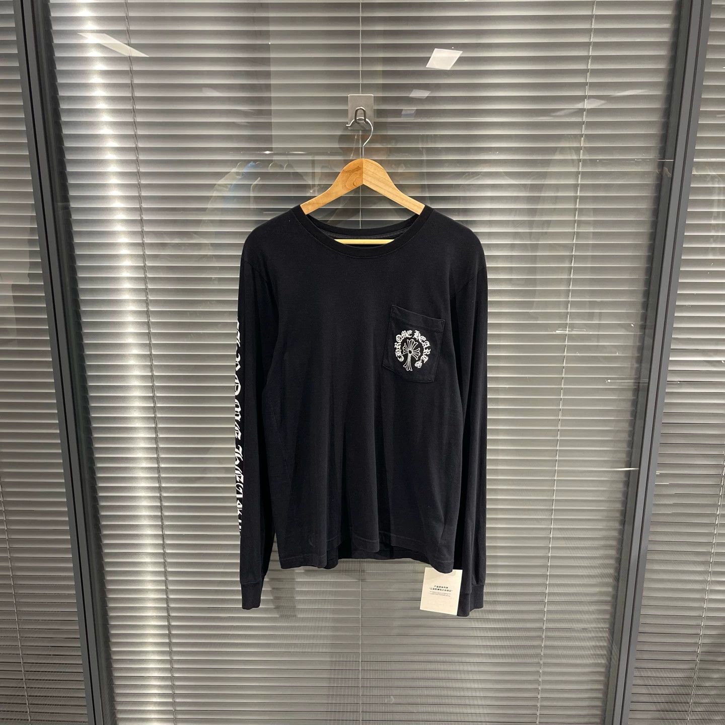 Chrome Hearts Chrome Hearts Black Cross Arm Sanskrit Hidden Back LS M 99N Size US M / EU 48-50 / 2 - 1 Thumbnail