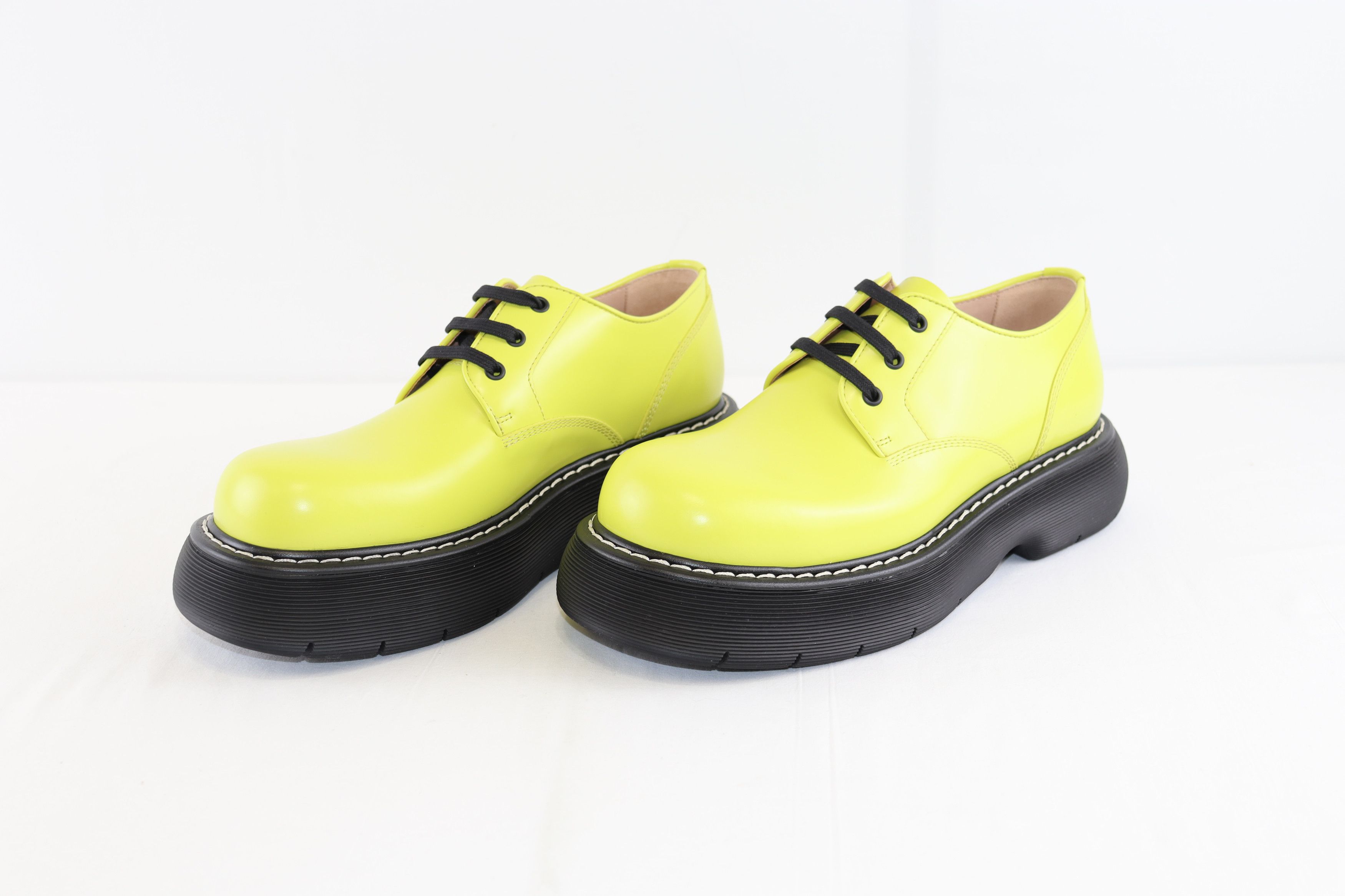 Bottega Veneta o1rshd1 Q:2 / Gloss Vinyl Swell Lace Up Boots in Kiwi/Black Size US 9 / EU 42 - 7 Thumbnail
