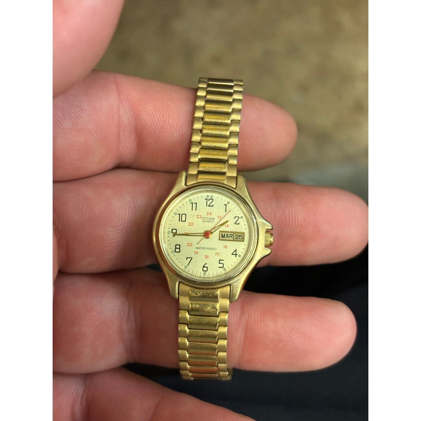 Citizen Citizens 6000-S27182 Gold Tone Women’s Watch! New Battery! Size ONE SIZE - 7 Thumbnail