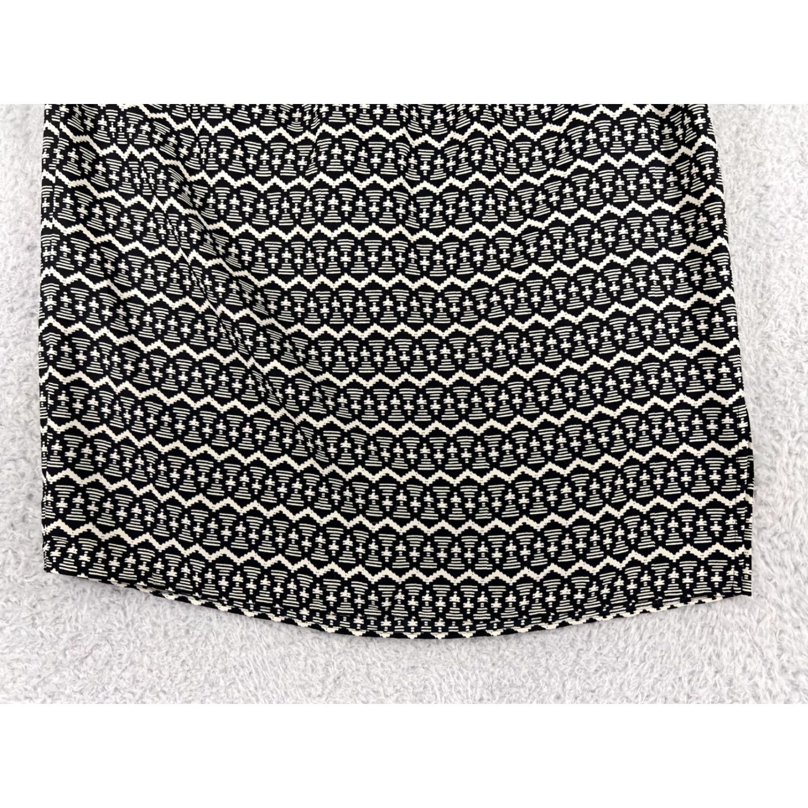Ann Taylor VINTAGE Ann Taylor Loft Skirt Womens Large Black Aztec Southwestern Pattern Short Mini Size 36" / US 14 / IT 50 - 6 Thumbnail