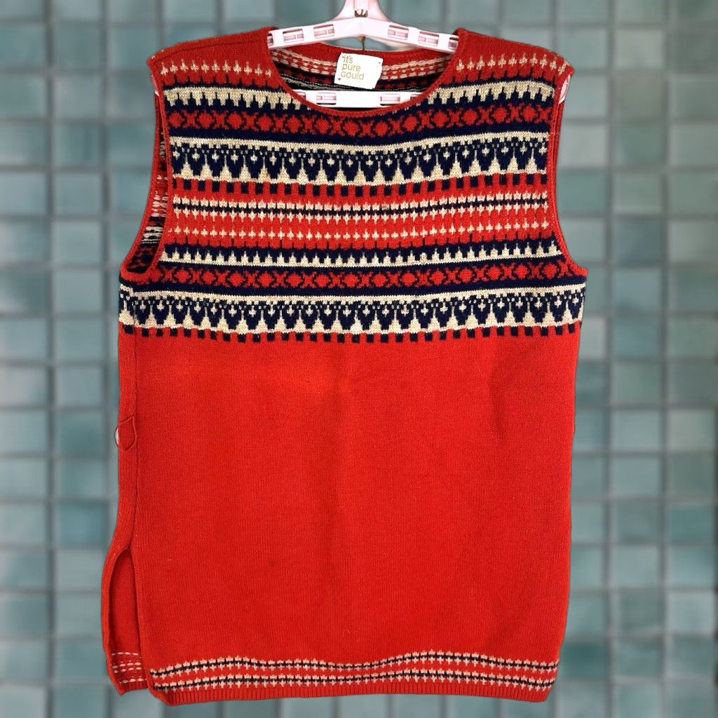 Vintage VINTAGE Sidney Gould Sweater Adult L Womens Sleeveless Acrylic Knit Geometric Red Pullover Size L / US 10 / IT 46 - 1 Thumbnail