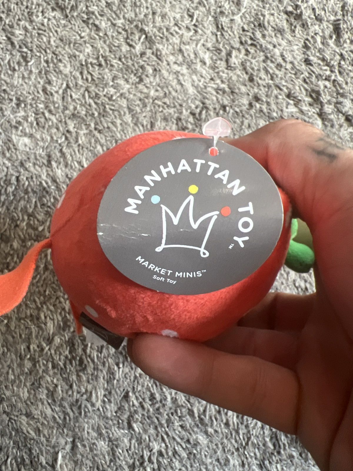 Hypebeast 2024 Manhattan Toy Market Minis Strawberry Soft Toy Size ONE SIZE - 3 Thumbnail