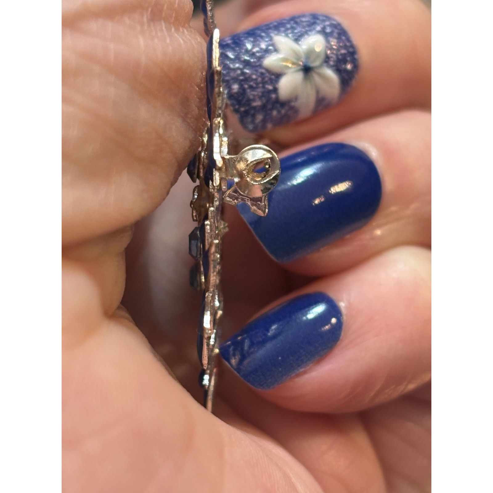 Other Vintage Unsigned Blue Rhinestone Snowflake Brooch 2” Size ONE SIZE - 3 Thumbnail