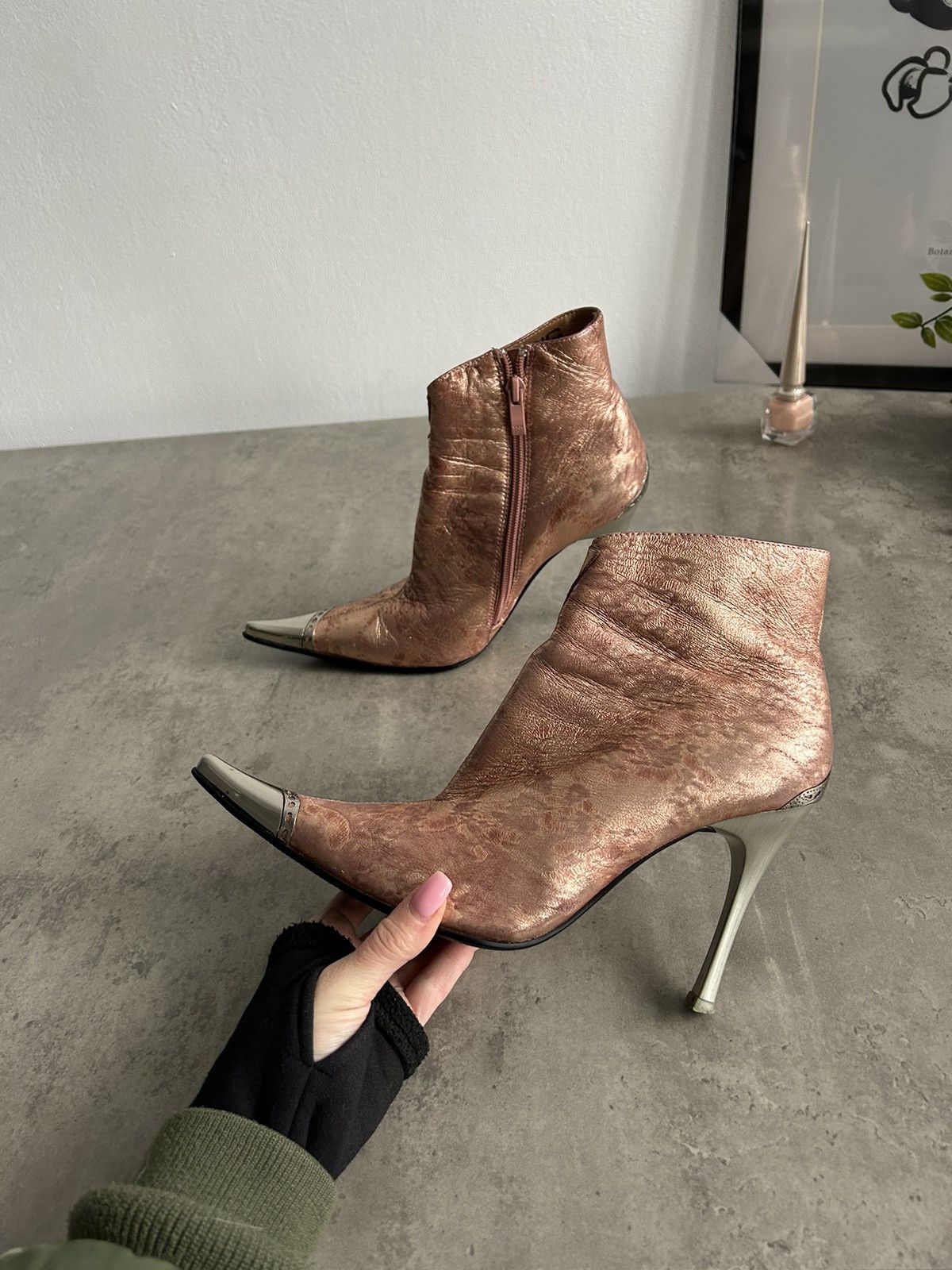 Vintage rare Y2K heels boots avant garde 00s 90s