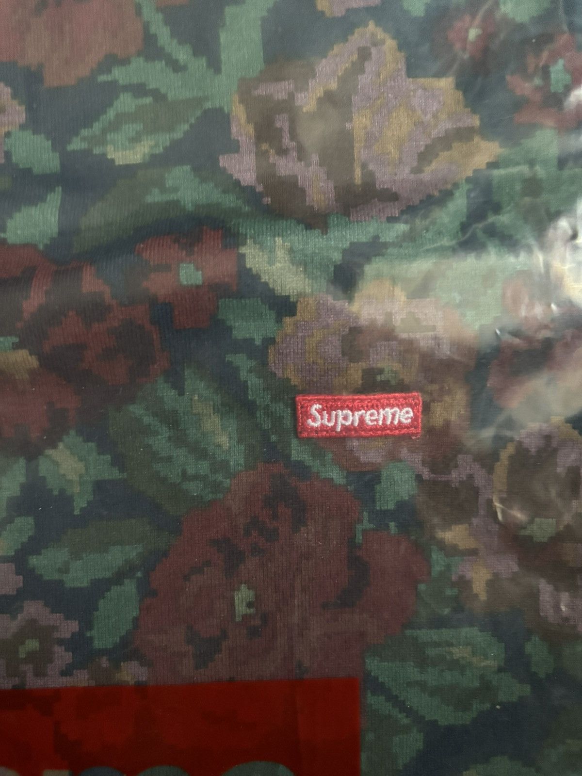 Supreme Supreme Small Box tee Floral Digi Camo Size US L / EU 52-54 / 3 - 3 Thumbnail